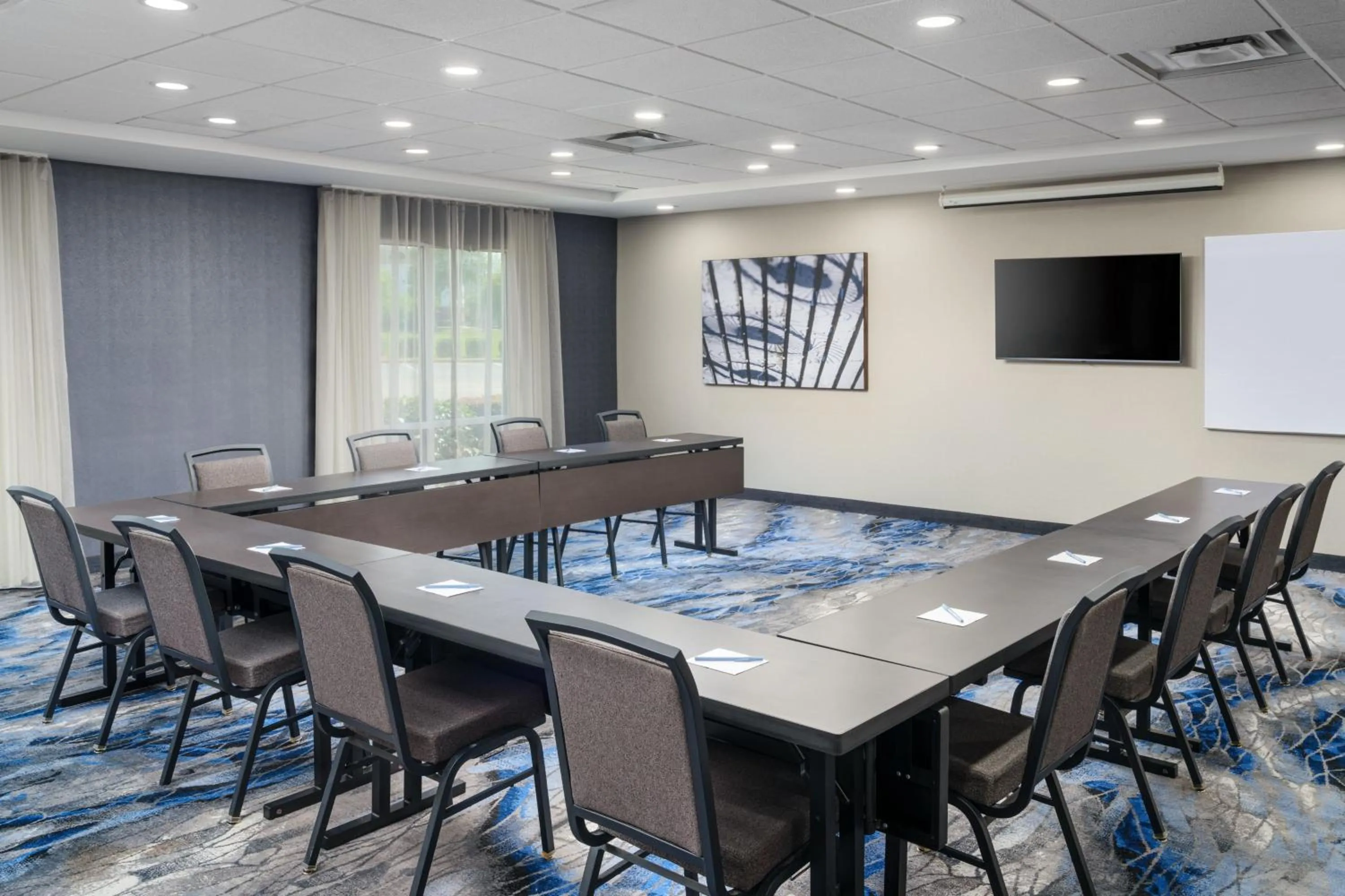 Meeting/conference room in Fairfield Inn and Suites by Marriott Birmingham / Bessemer