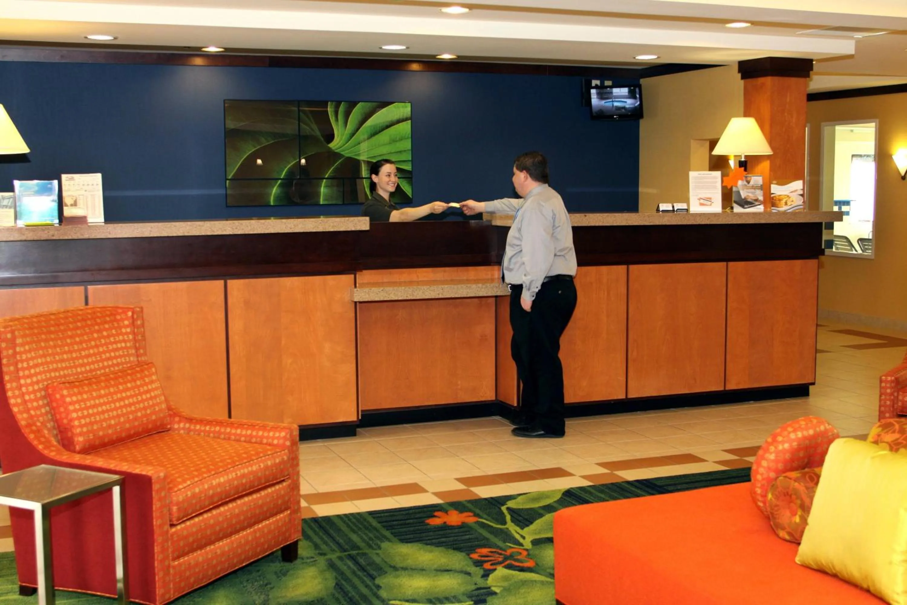 Lobby or reception in Fairfield Inn and Suites by Marriott Marion