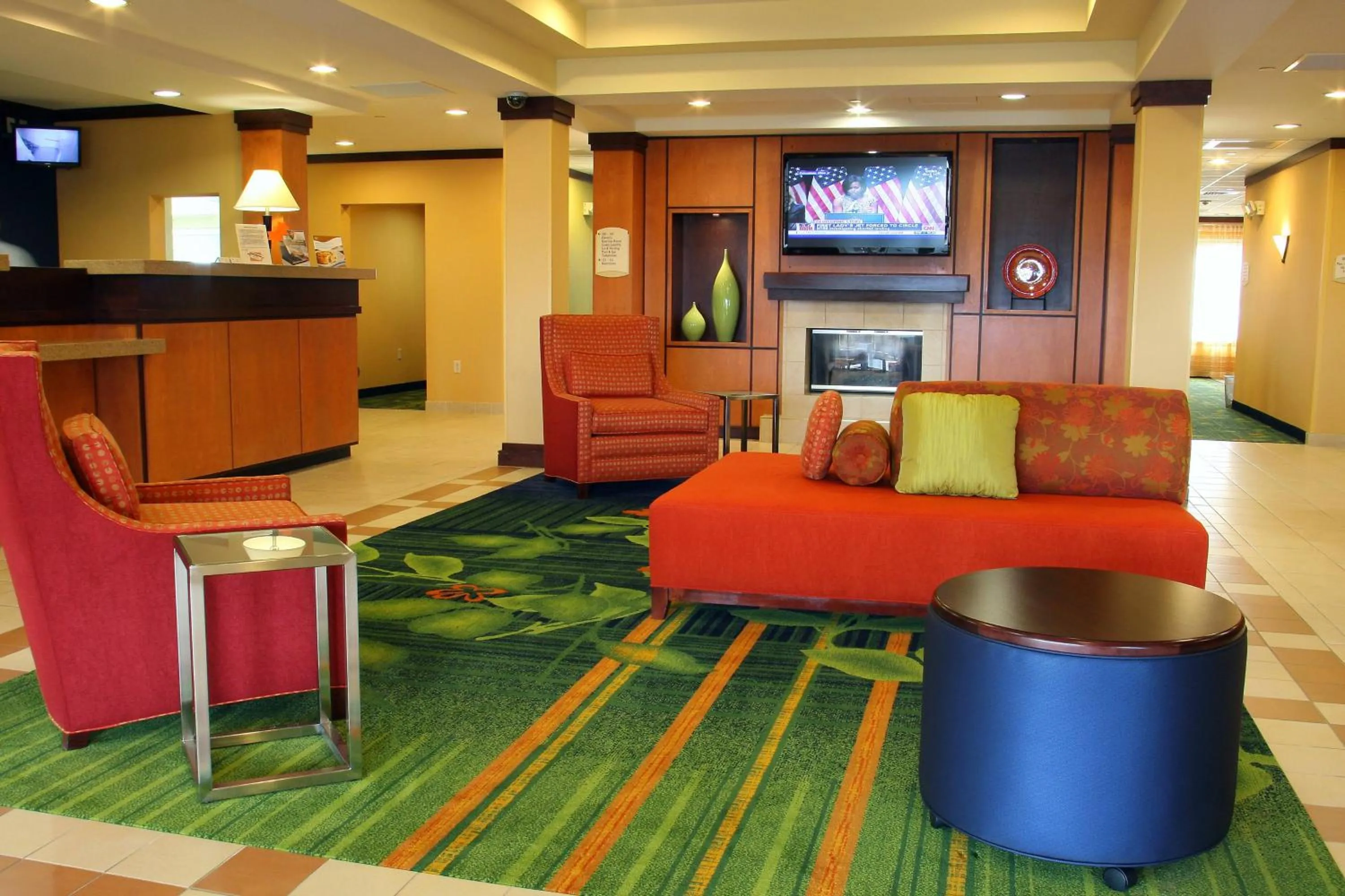 Lobby or reception in Fairfield Inn and Suites by Marriott Marion