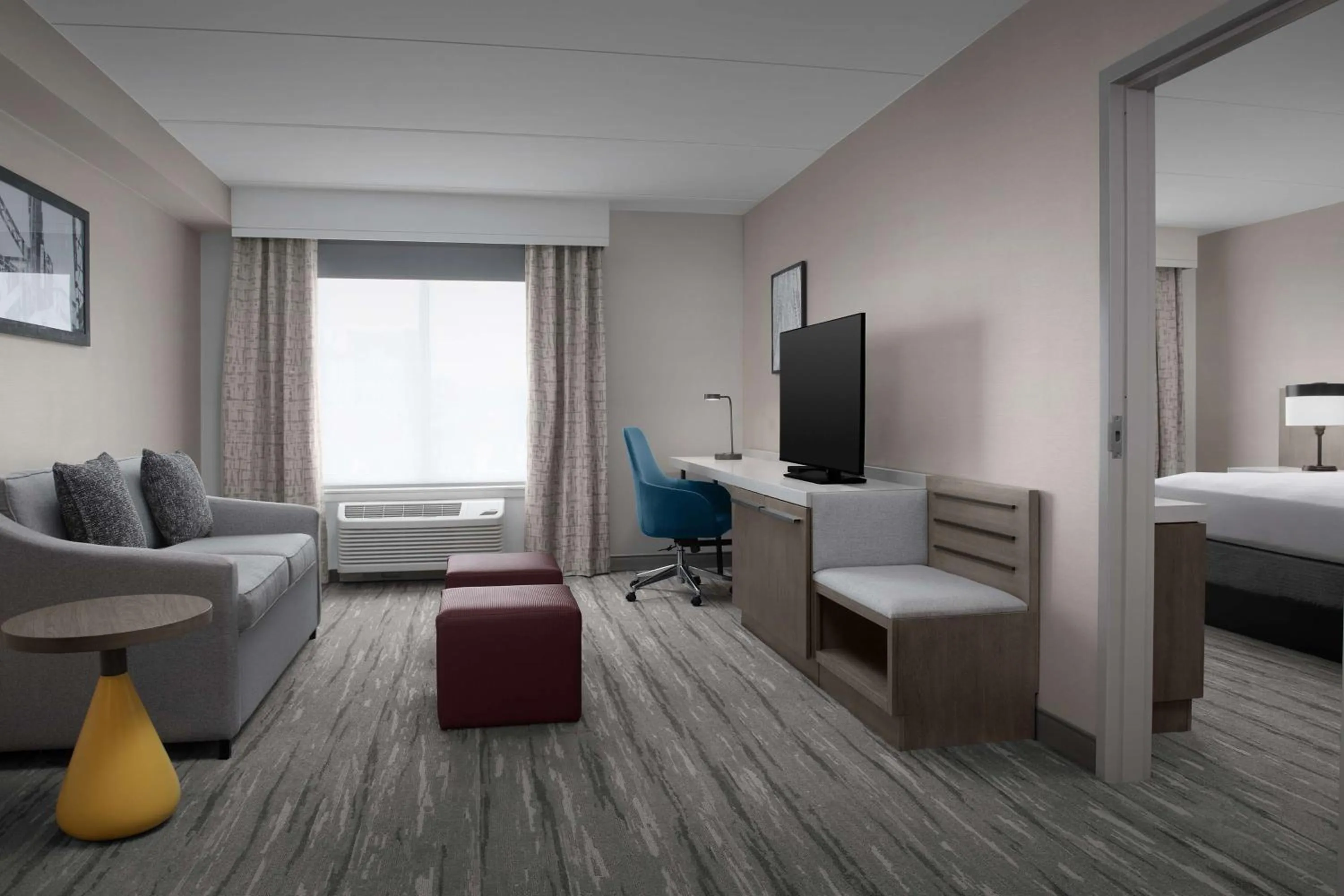 Living room, Bed in Hilton Garden Inn West Lafayette Wabash Landing