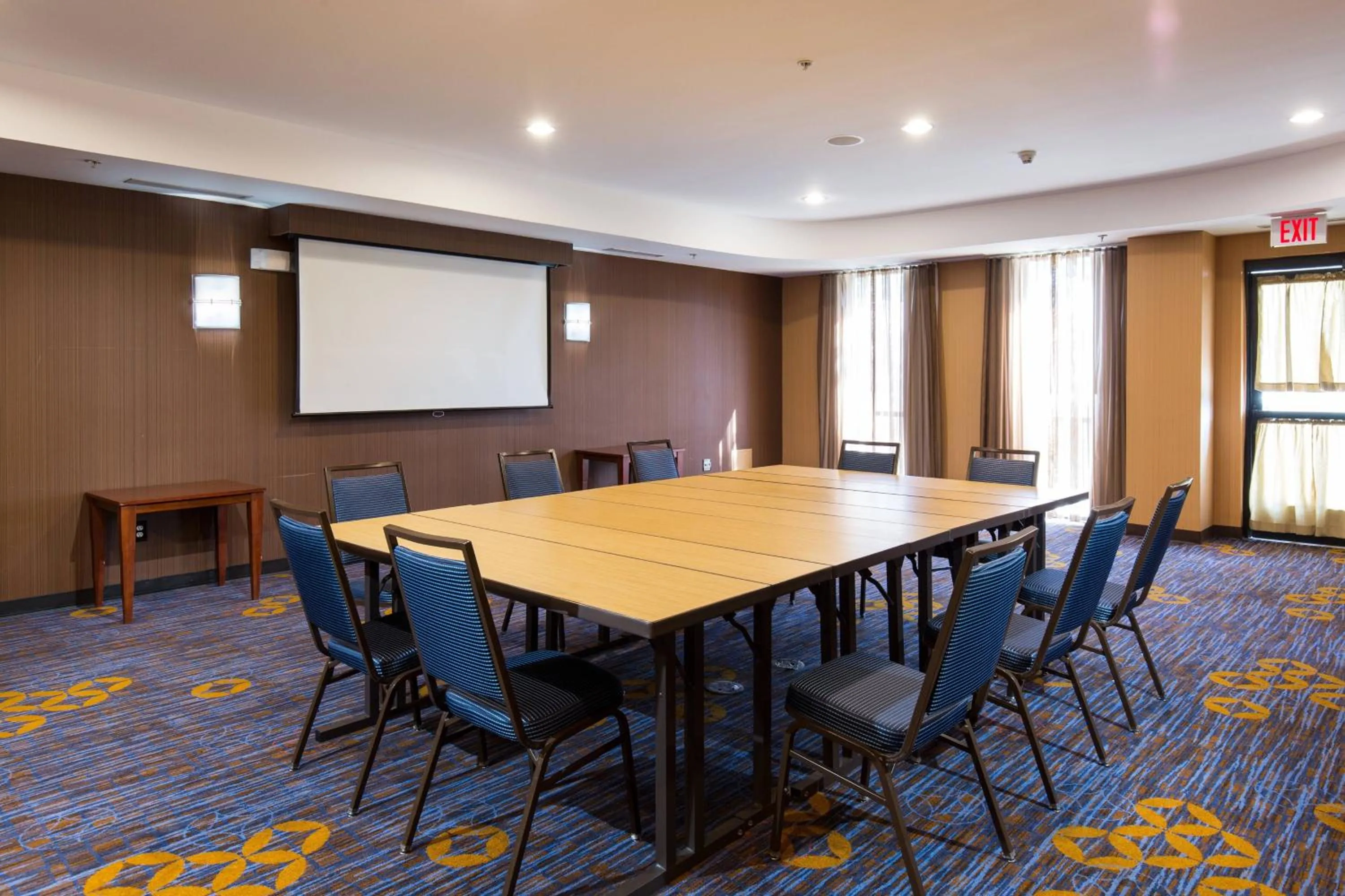 Meeting/conference room in Courtyard by Marriott Ontario Rancho Cucamonga