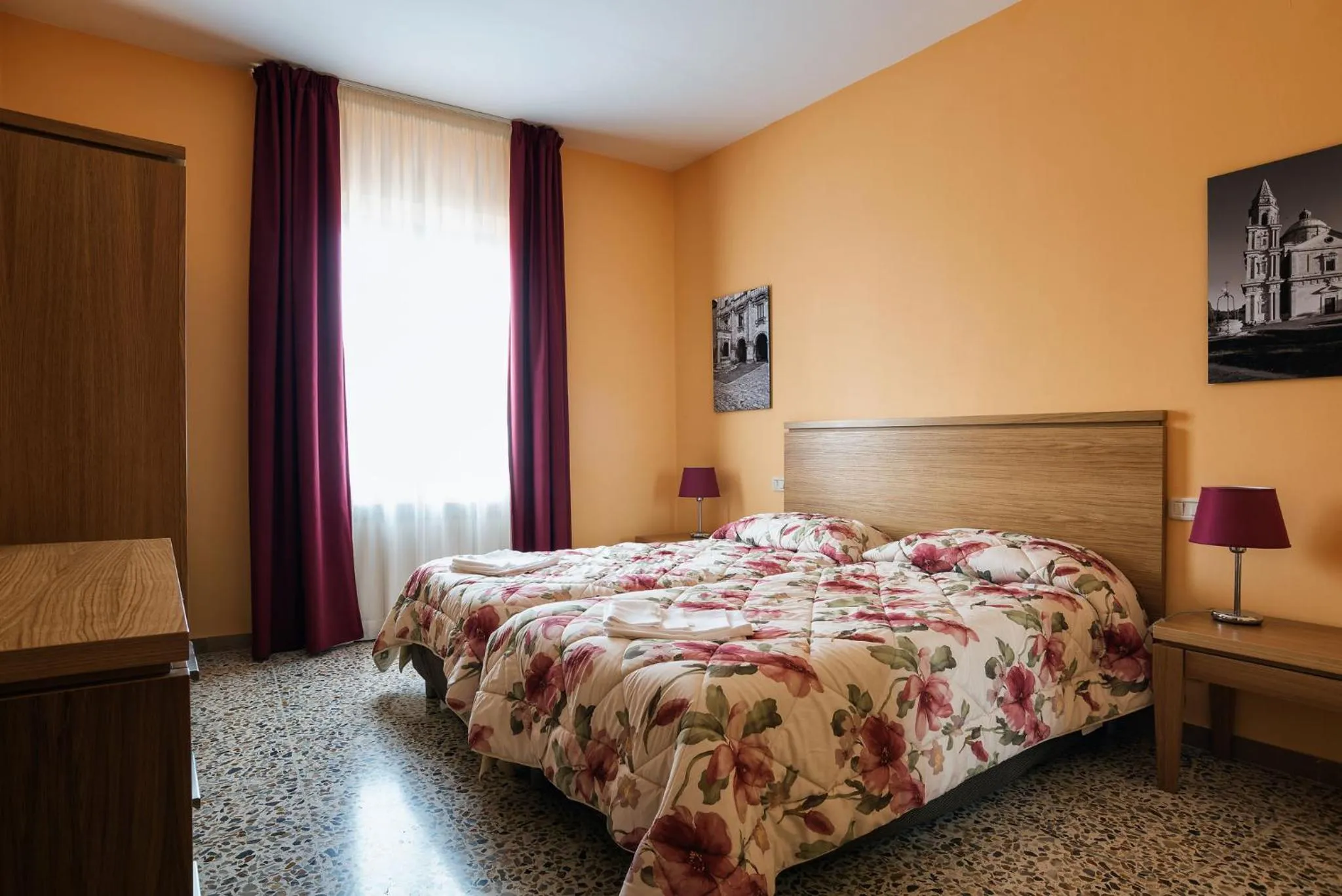 Bedroom, Bed in Bellarmino Boutique Apartments, Montepulciano