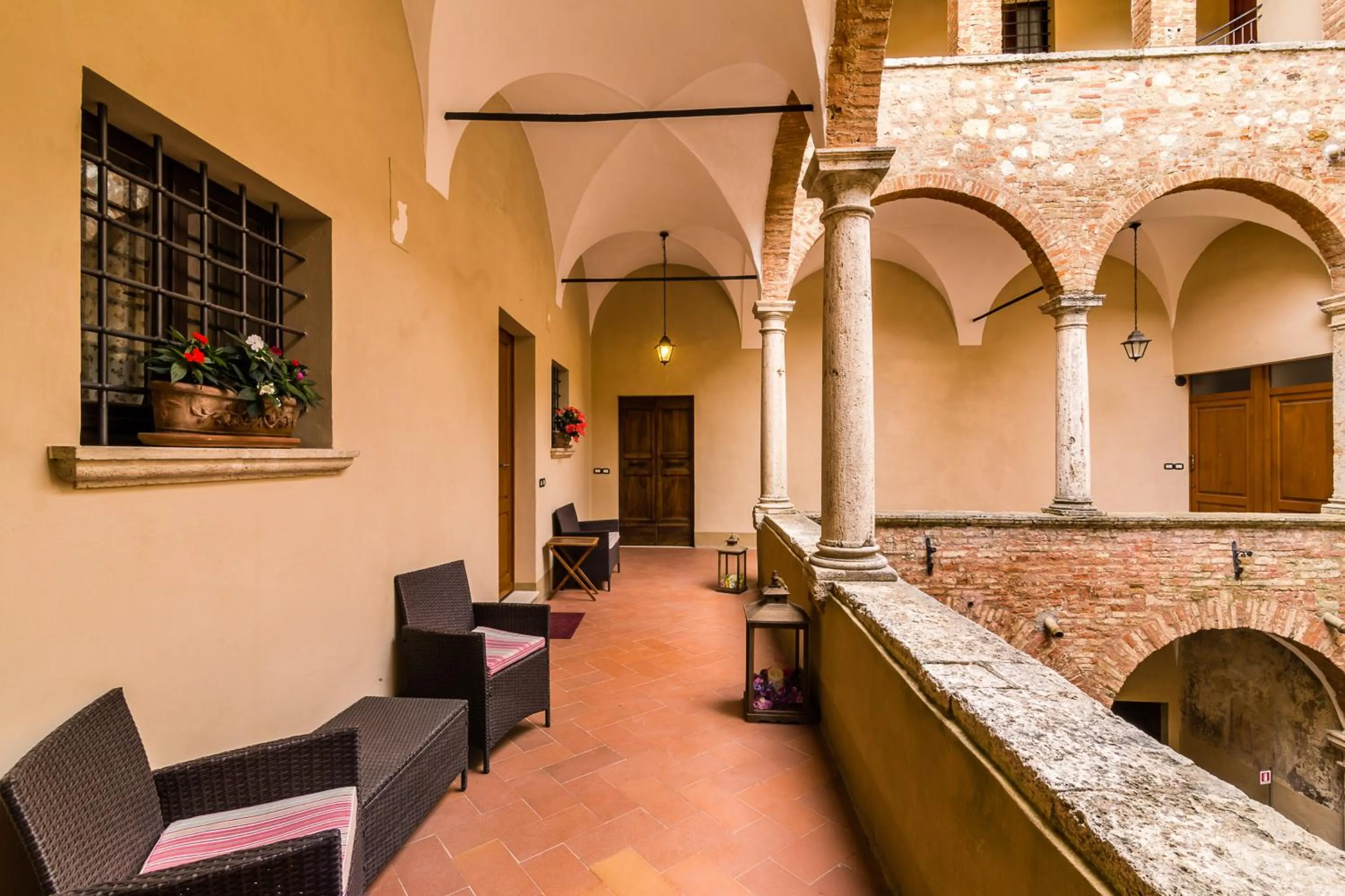 Patio in Bellarmino Boutique Apartments, Montepulciano