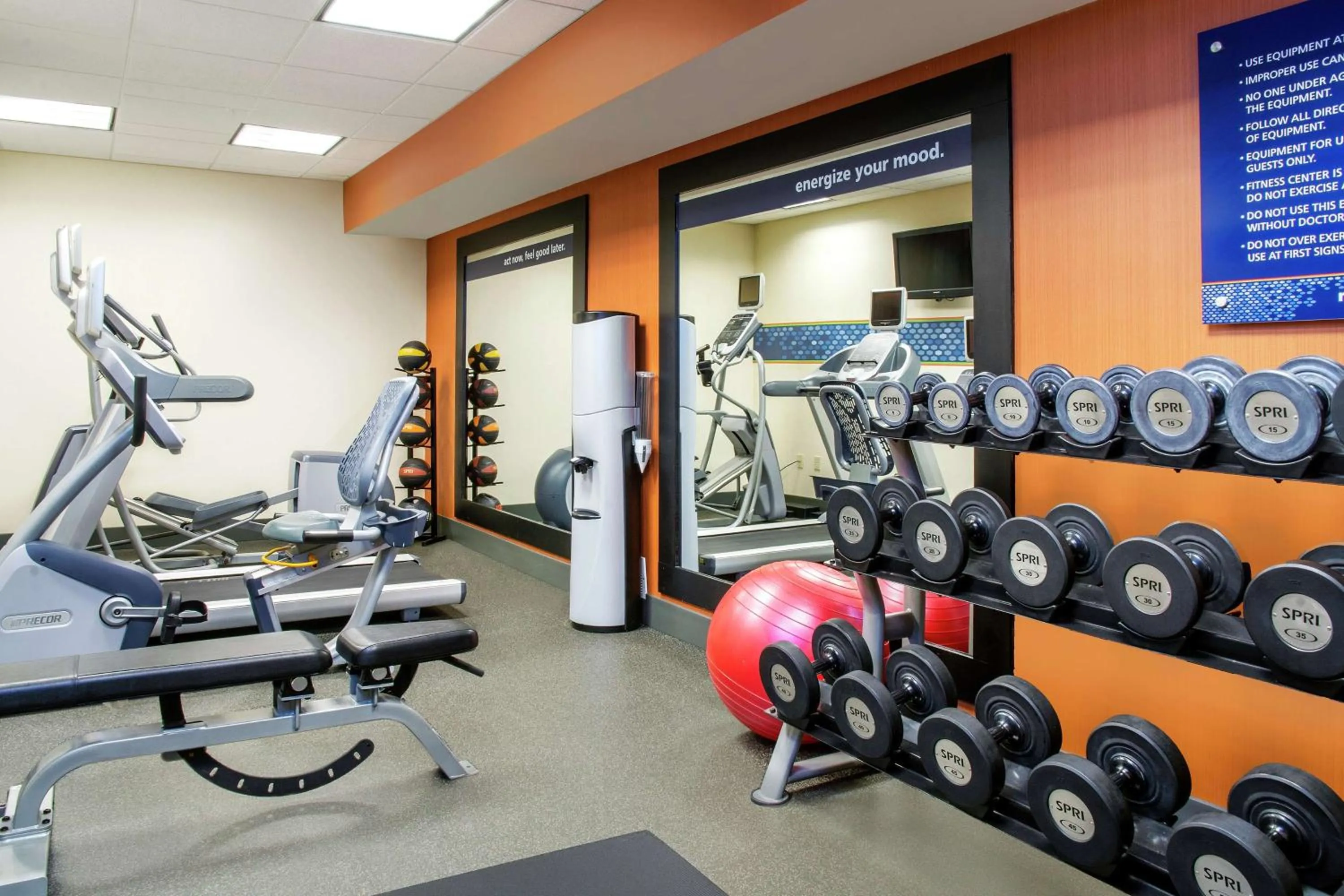 Fitness centre/facilities in Hampton Inn Merrillville