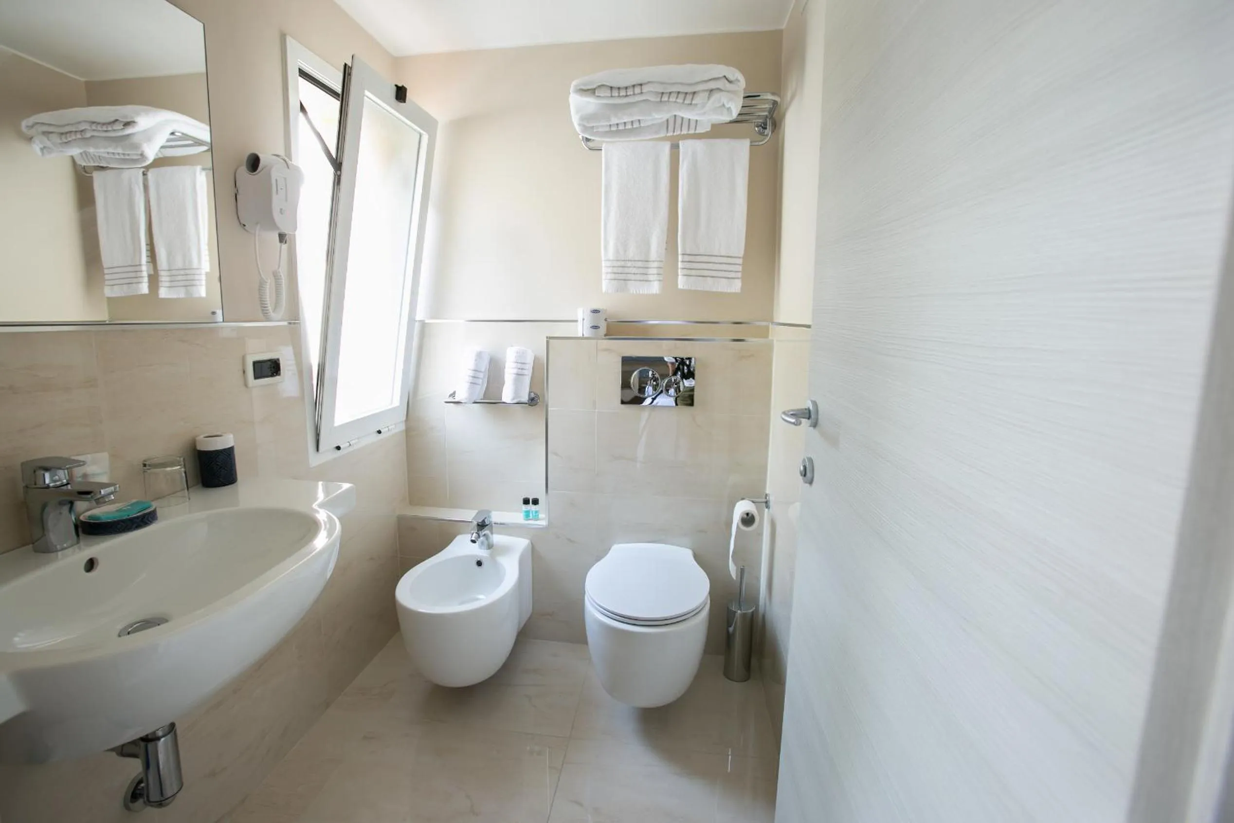 Bathroom in Hotel Arc En Ciel