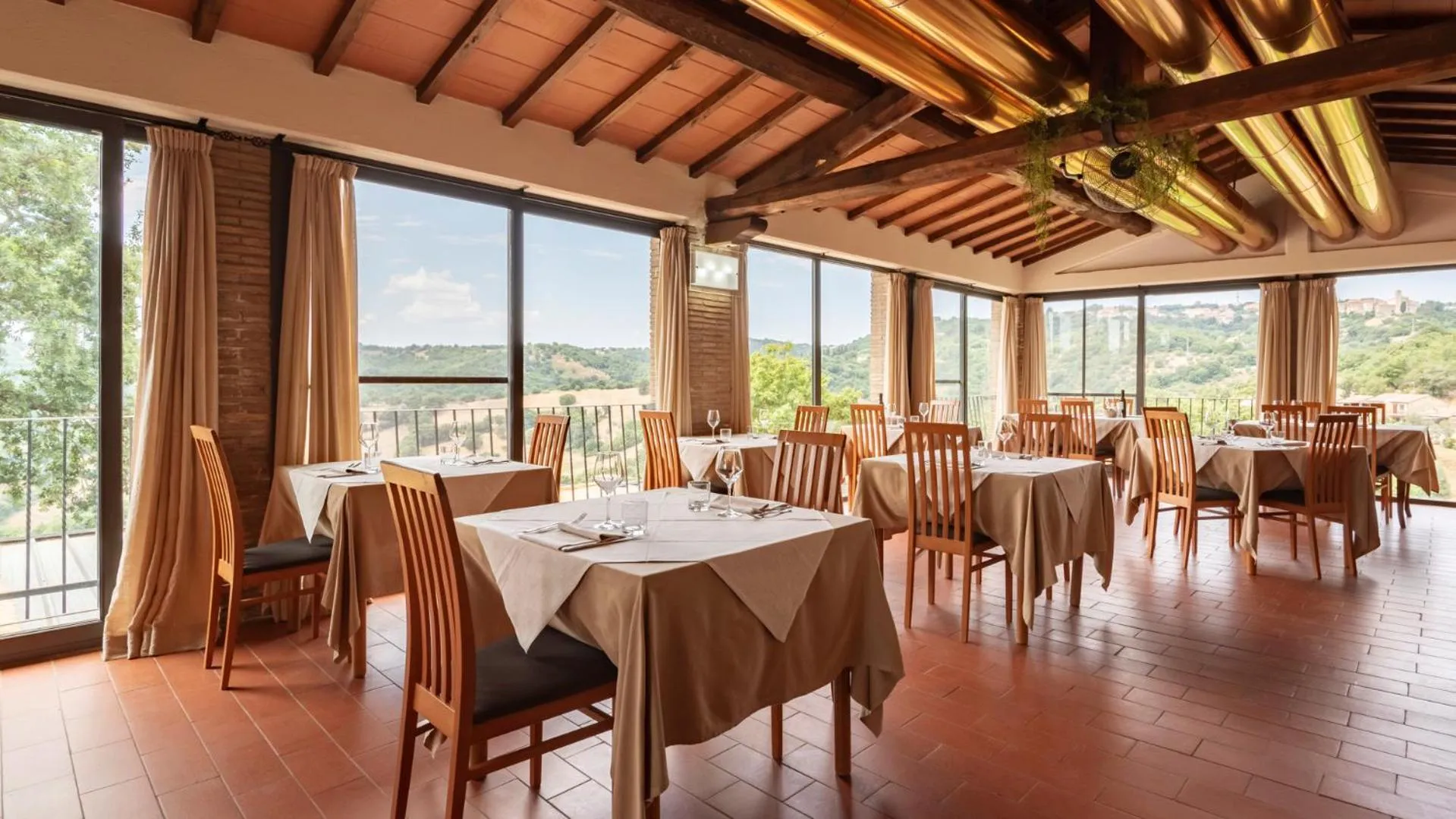 Restaurant/places to eat in Antico Casale Di Scansano Resort