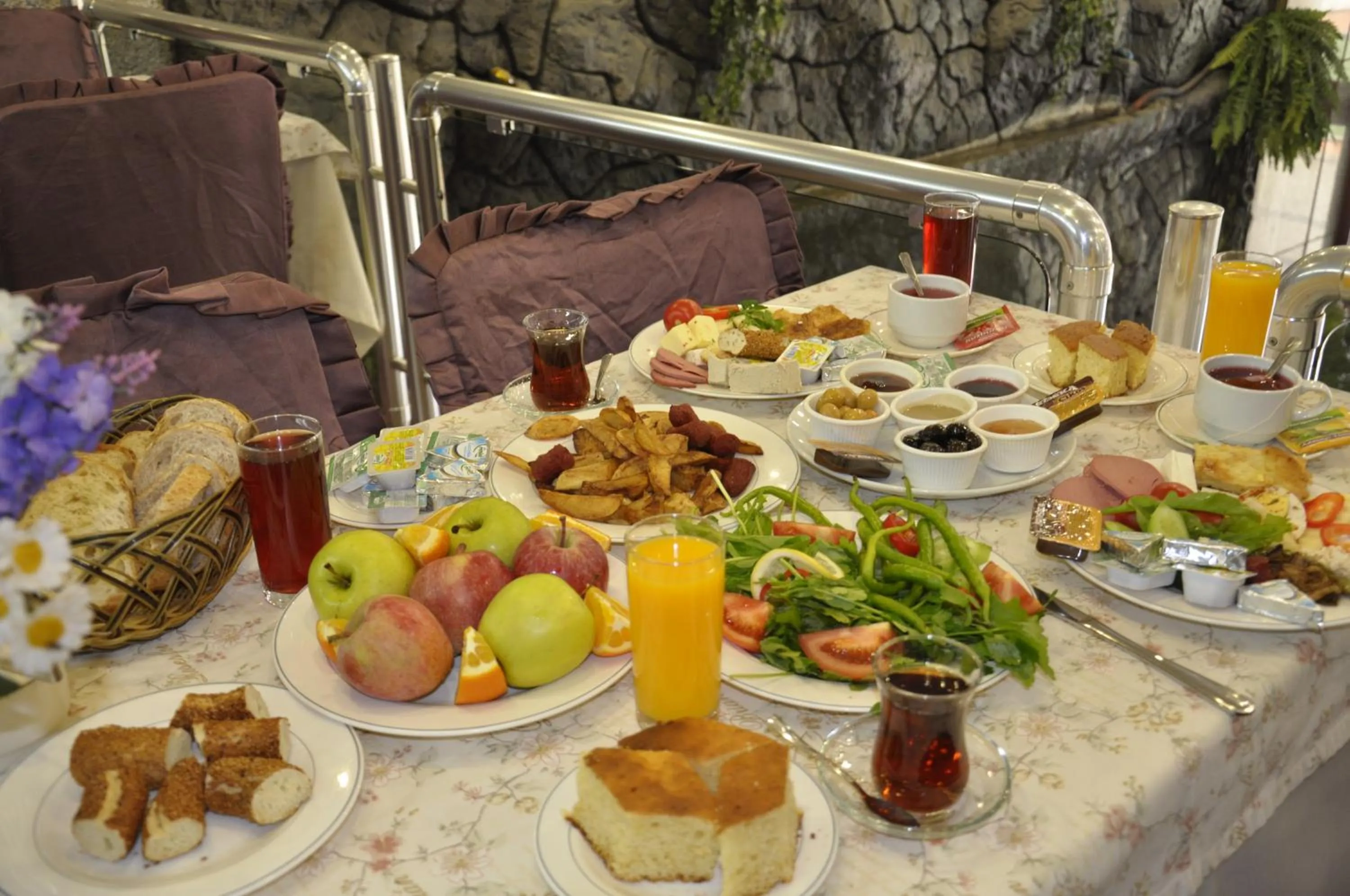 Buffet breakfast in Kayalar Hotel