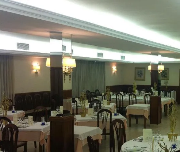 Restaurant/places to eat in Hotel La Seu