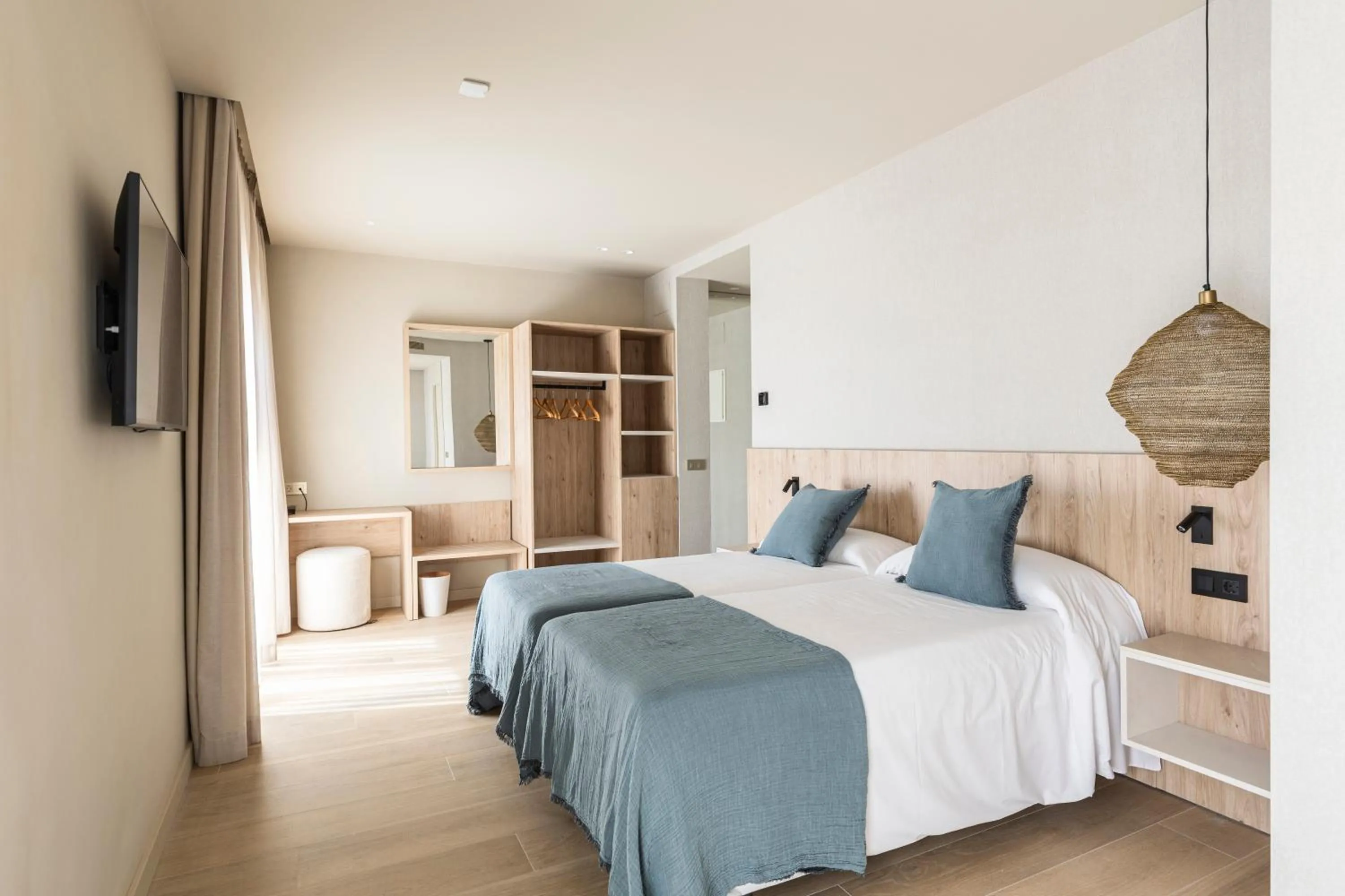Photo of the whole room, Bed in Hotel Casamar