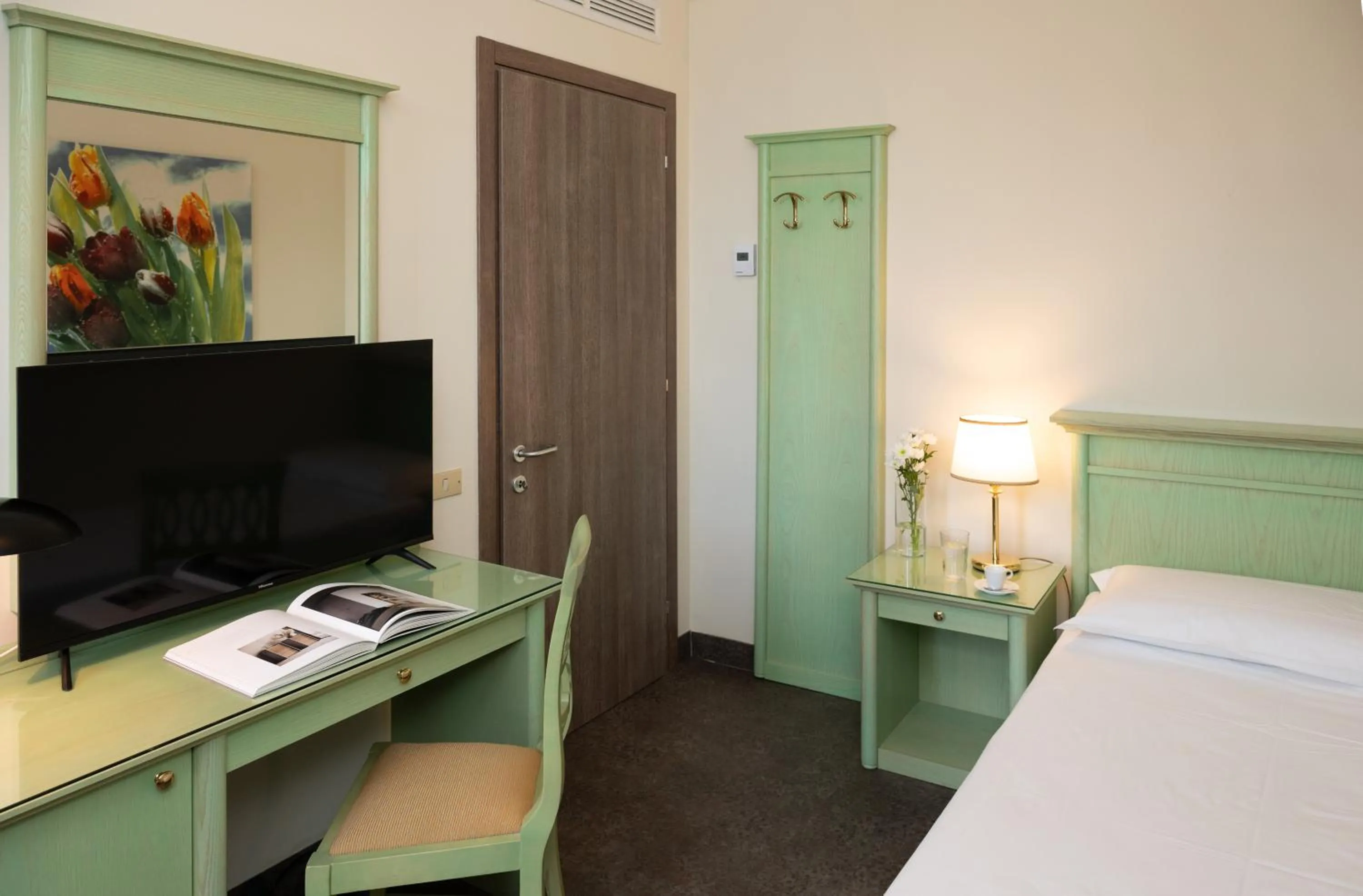 Bed in Hotel Donatello