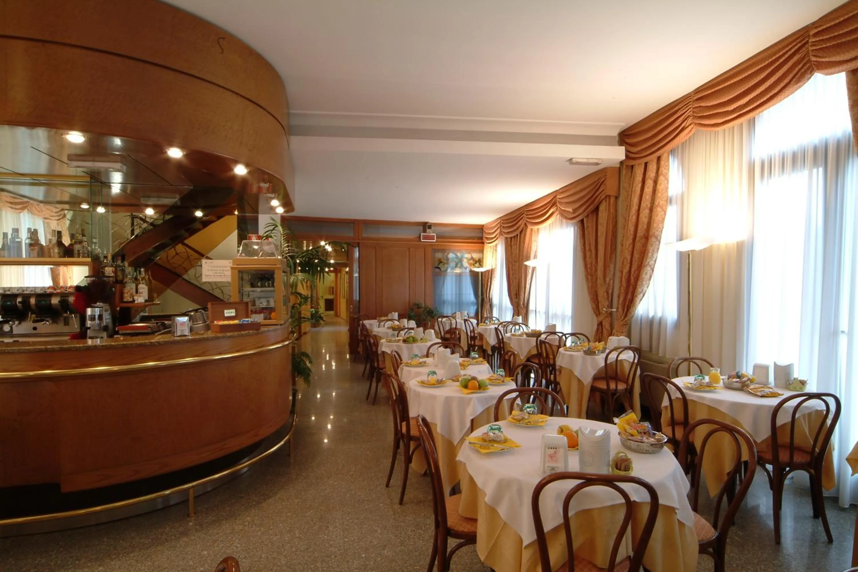 Lounge or bar in Hotel Donatello