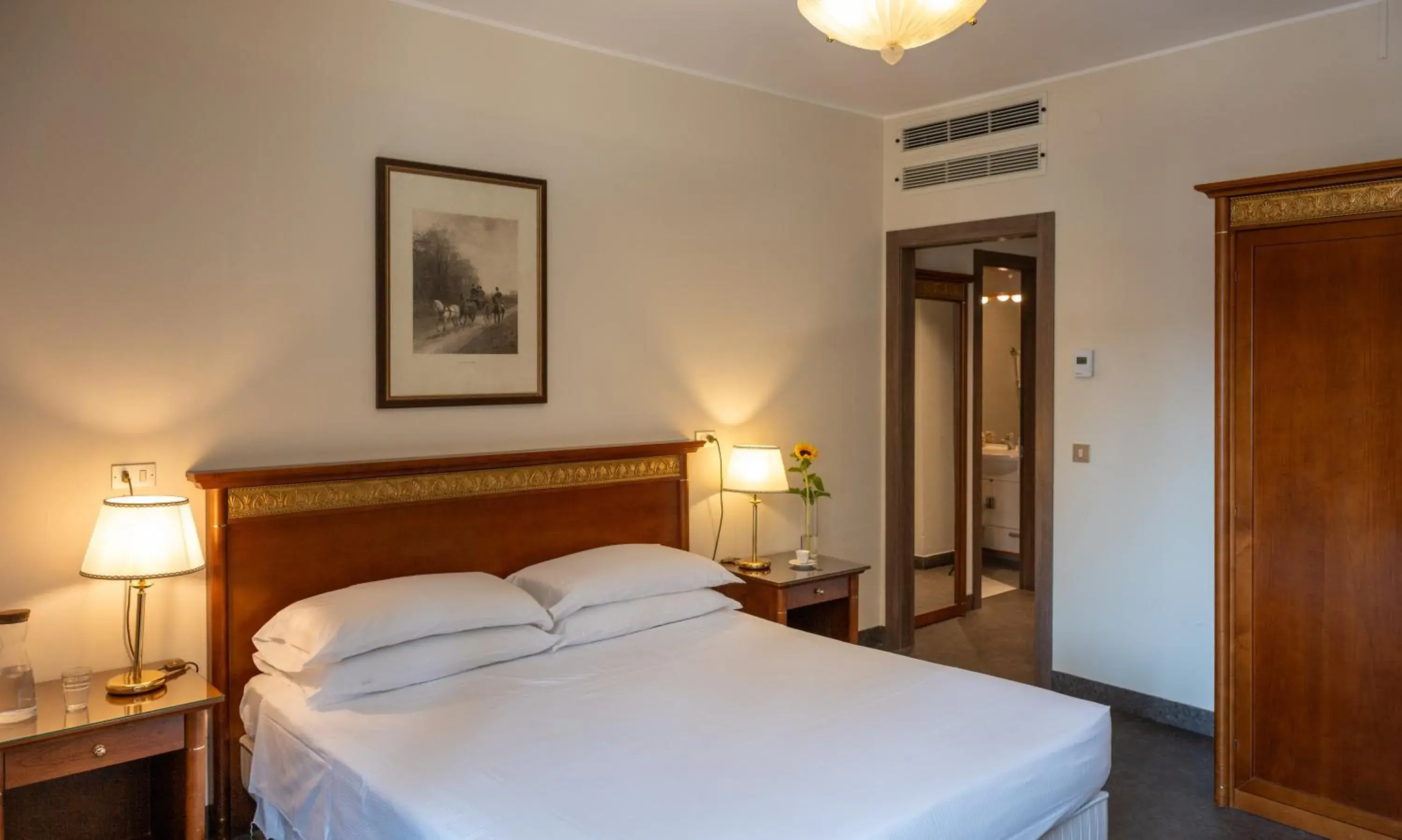 Bed in Hotel Donatello Bed in Hotel Donatello