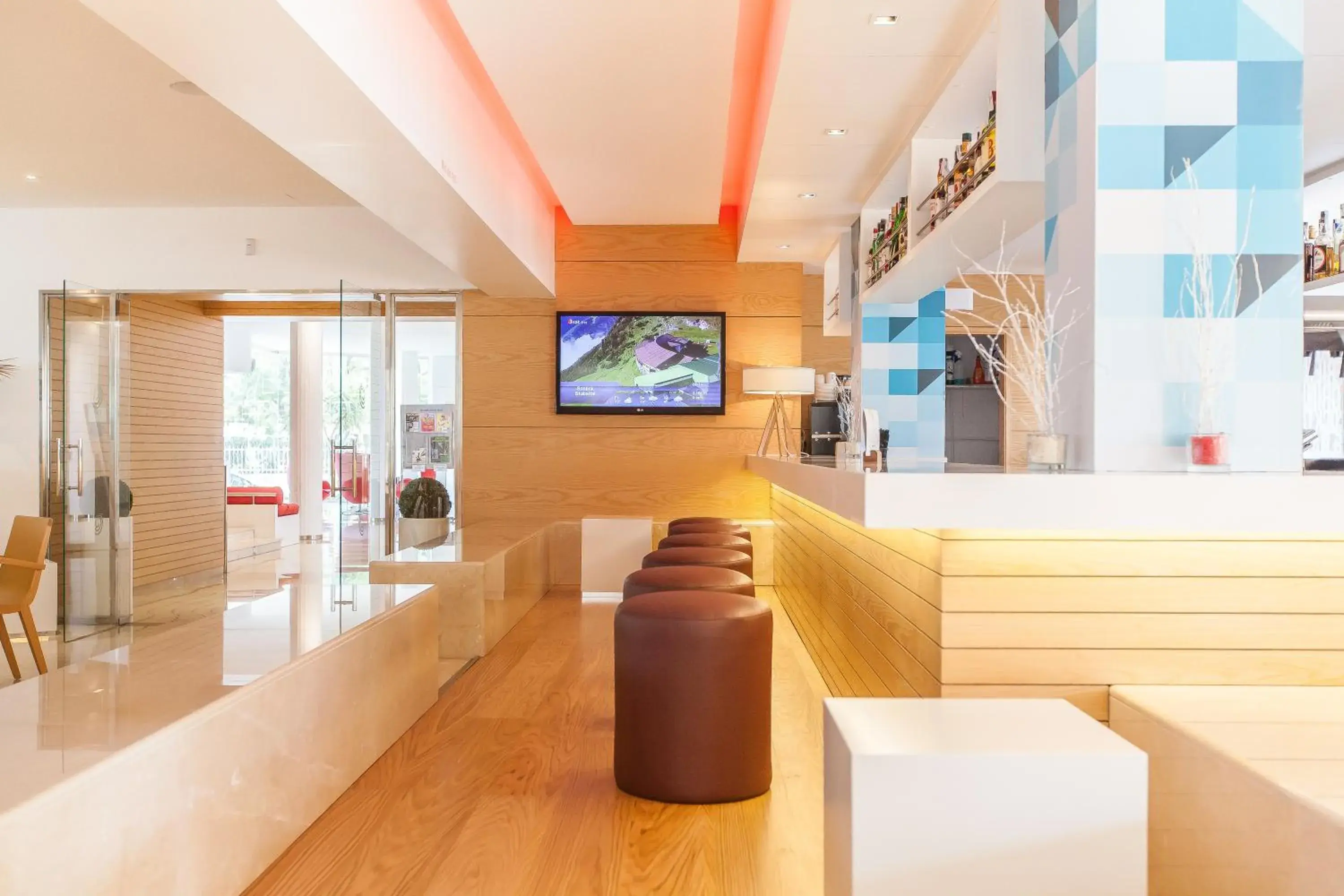 Lounge or bar in Sol de Alcudia Apartamentos Lounge or bar in Sol de Alcudia Apartamentos