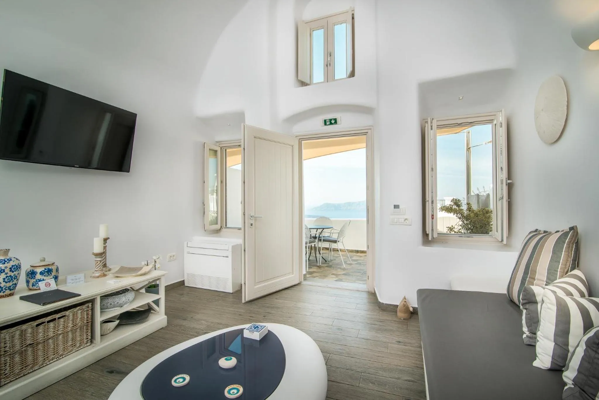 Living room in Angel Luxury Suites