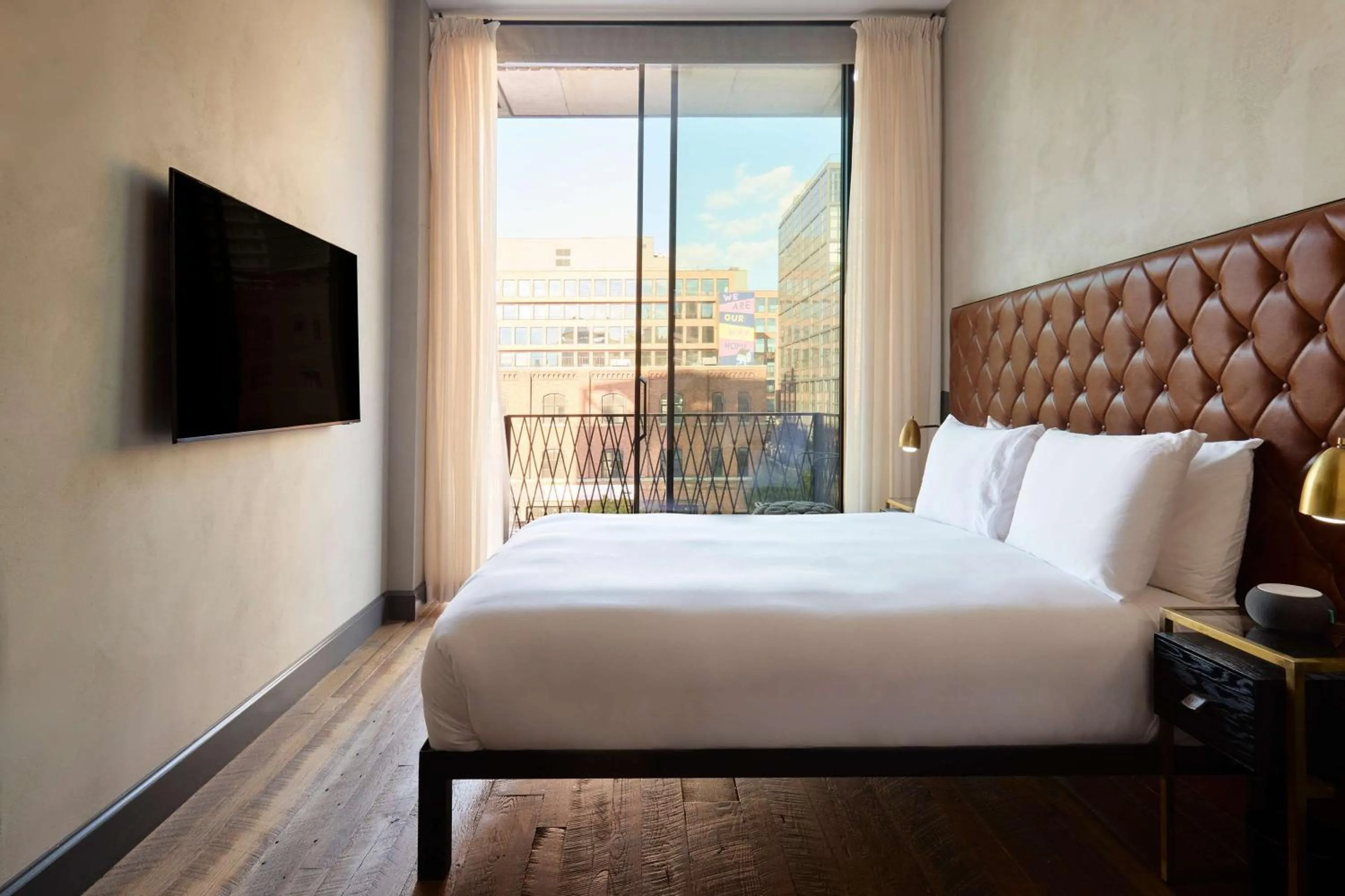 Bedroom, Bed in Arlo Williamsburg