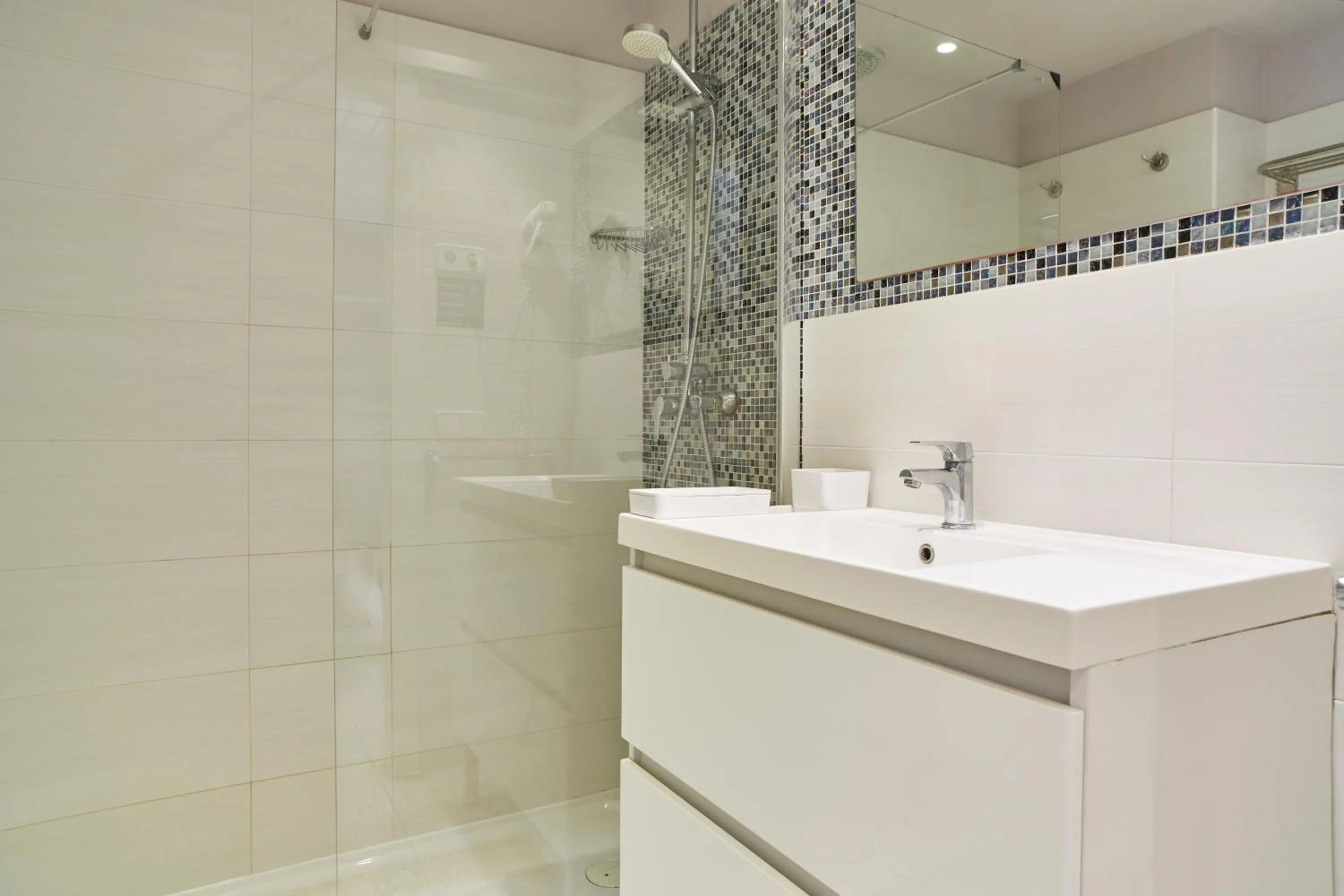 Bathroom in Invisa Hotel Casa Luis