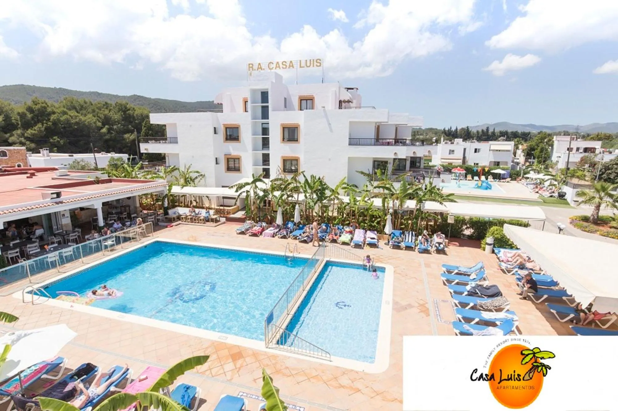 Swimming pool in Invisa Hotel Casa Luis