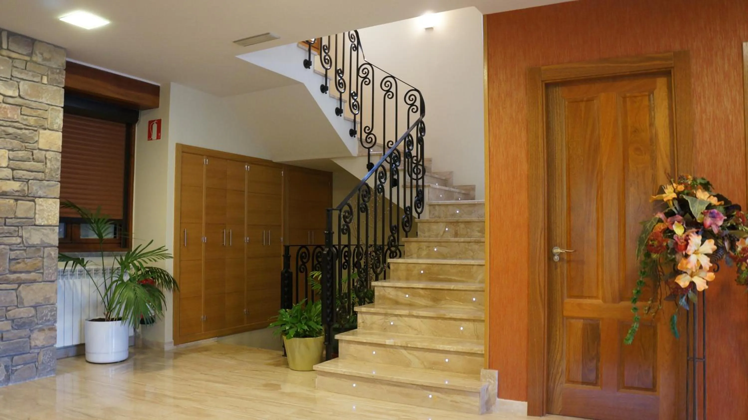 Lobby or reception in Hotel Los Nogales