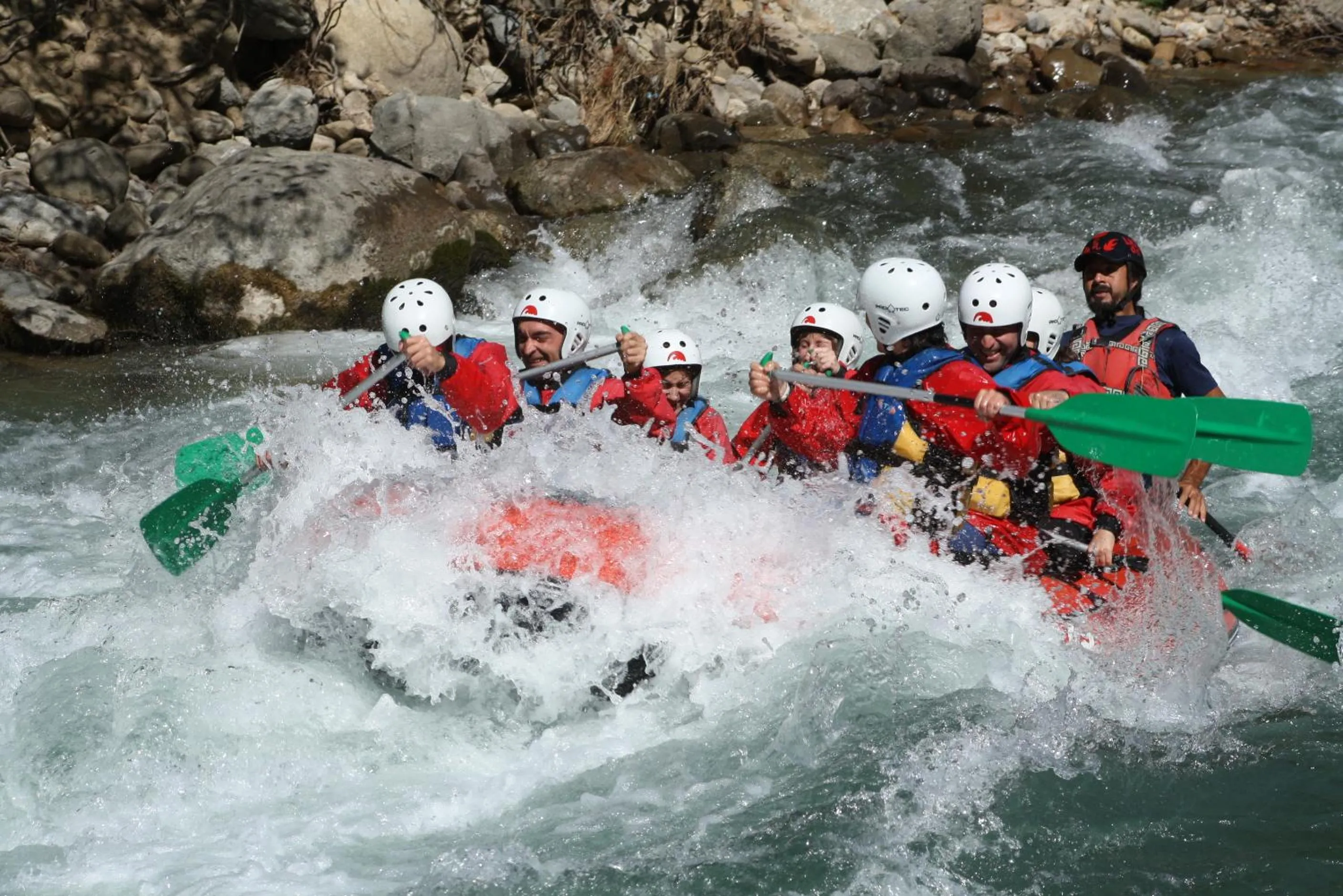 Canoeing in Hotel Los Nogales