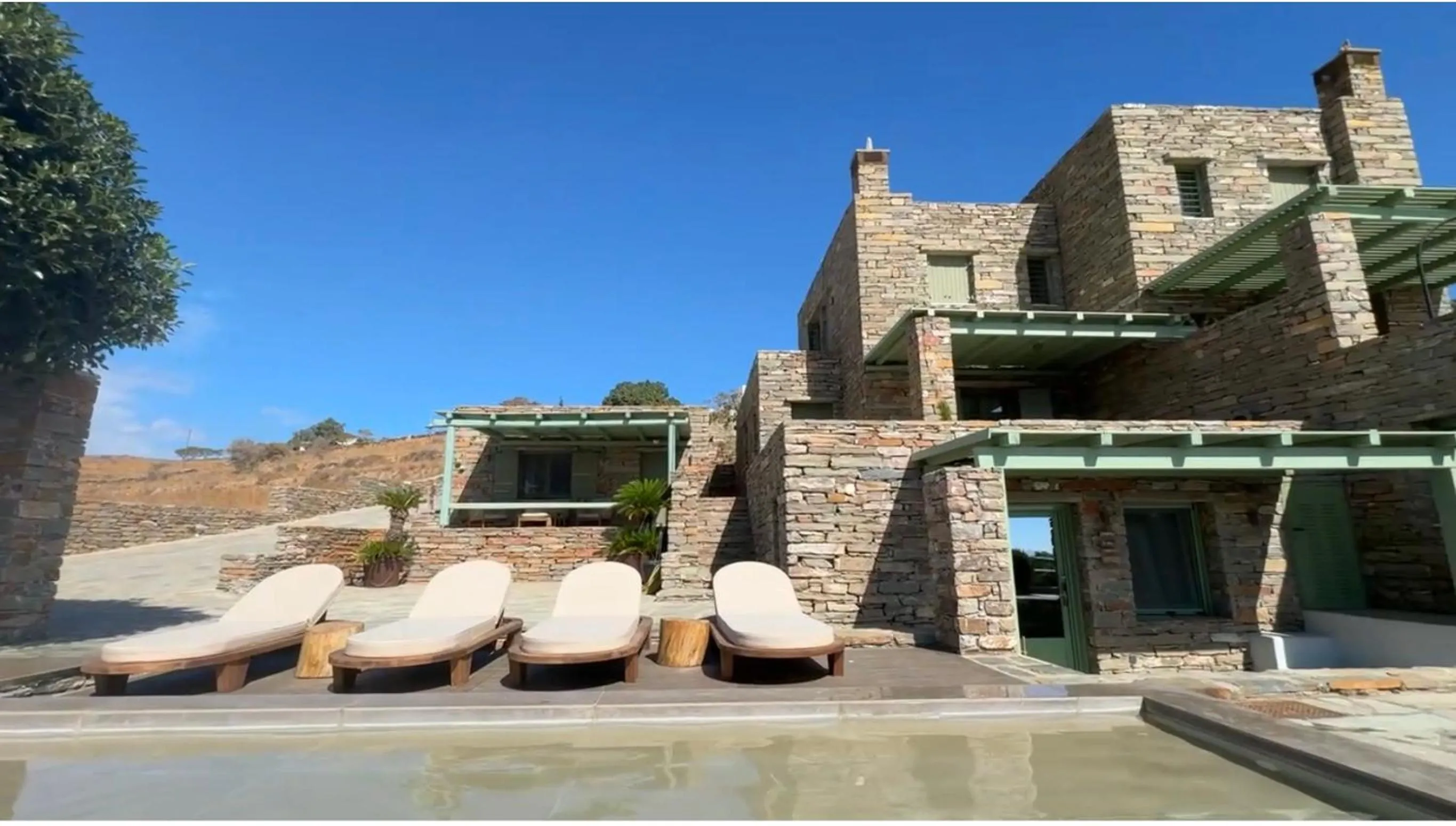 Sea & Stone Villas