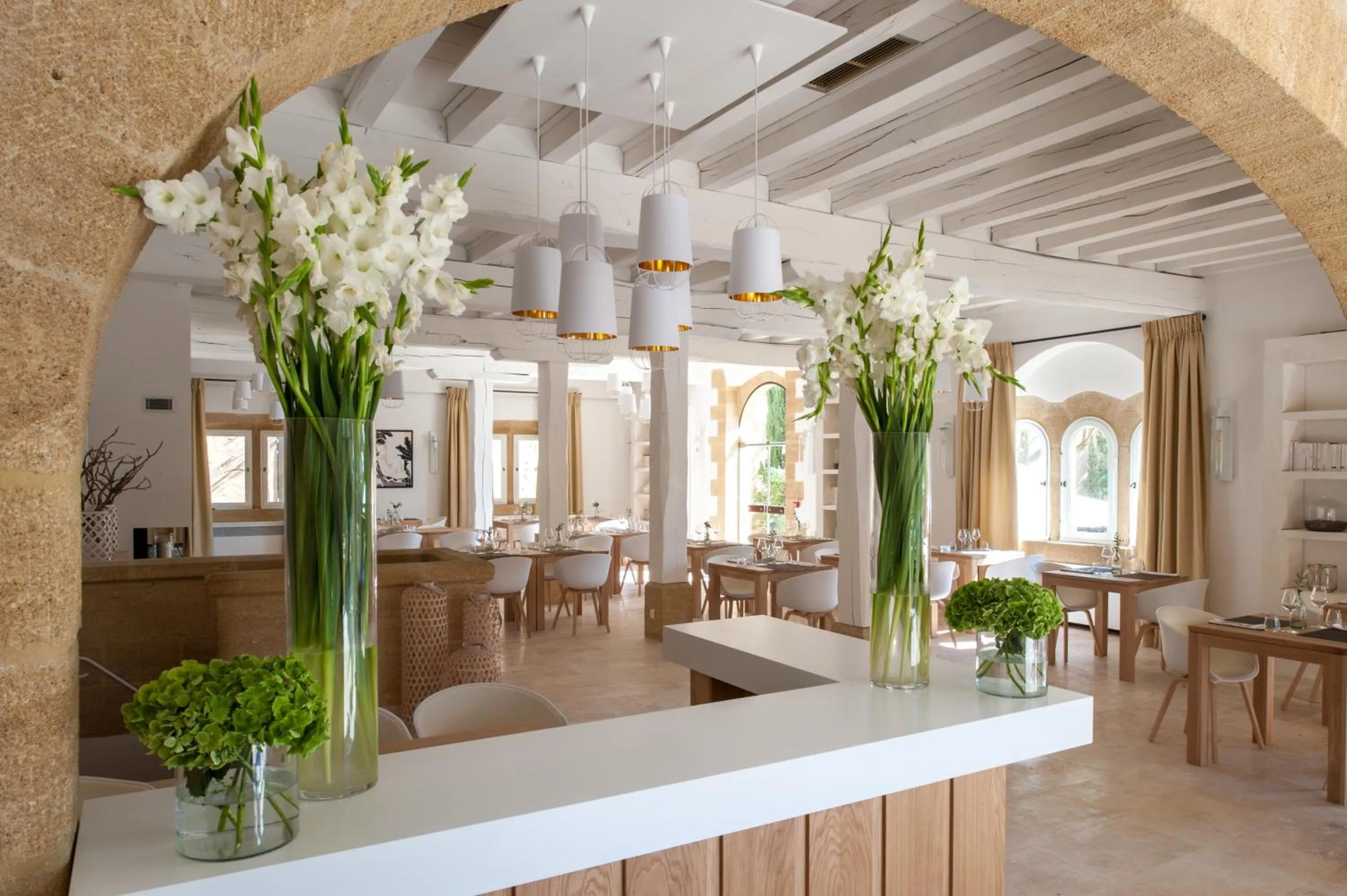 Lounge or bar in Le Vieux Castillon