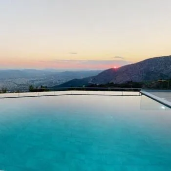 Swimming pool in Valeni Boutique Hotel & Spa