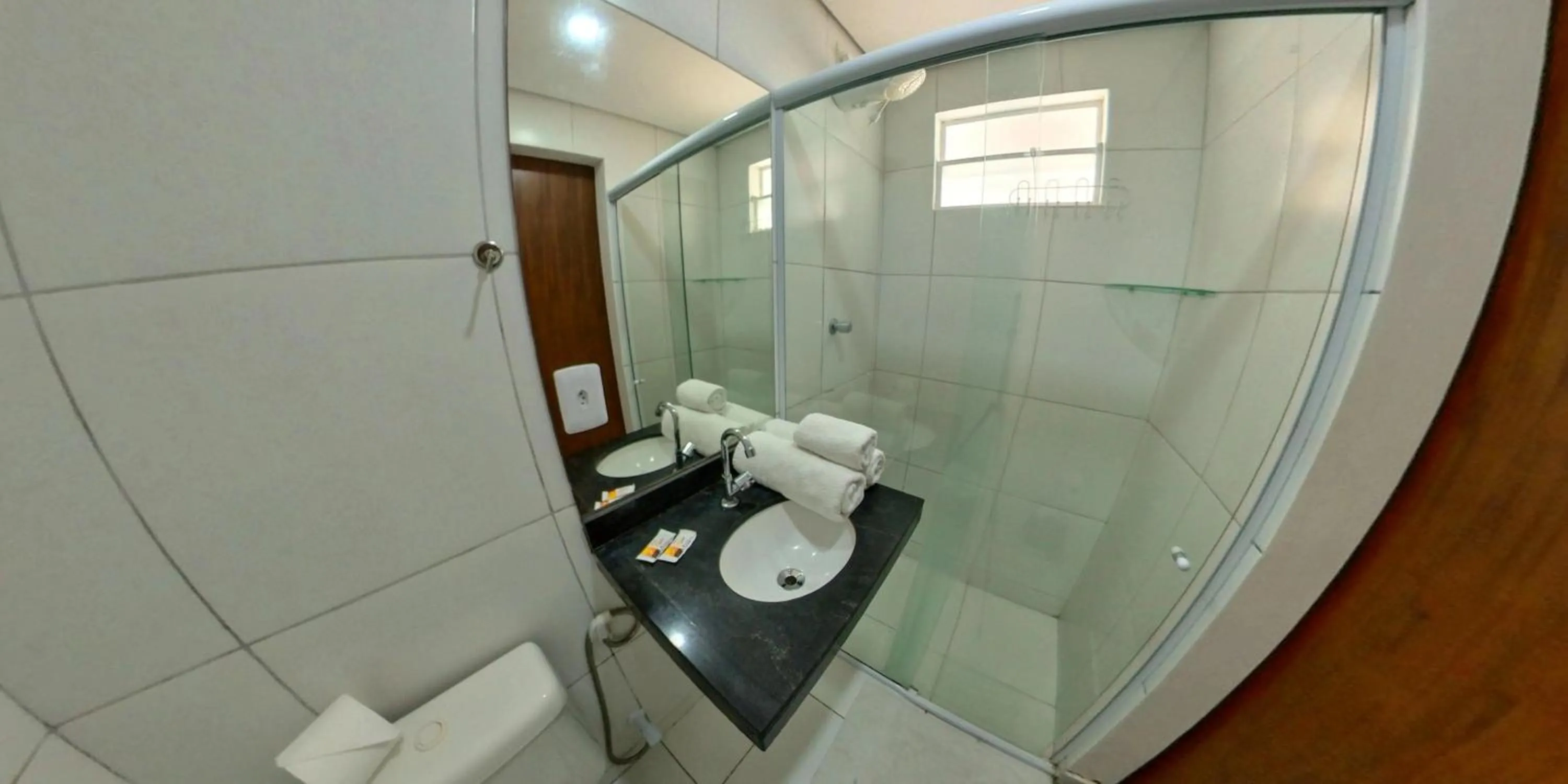 Toilet in Pousada Mar e Brisa