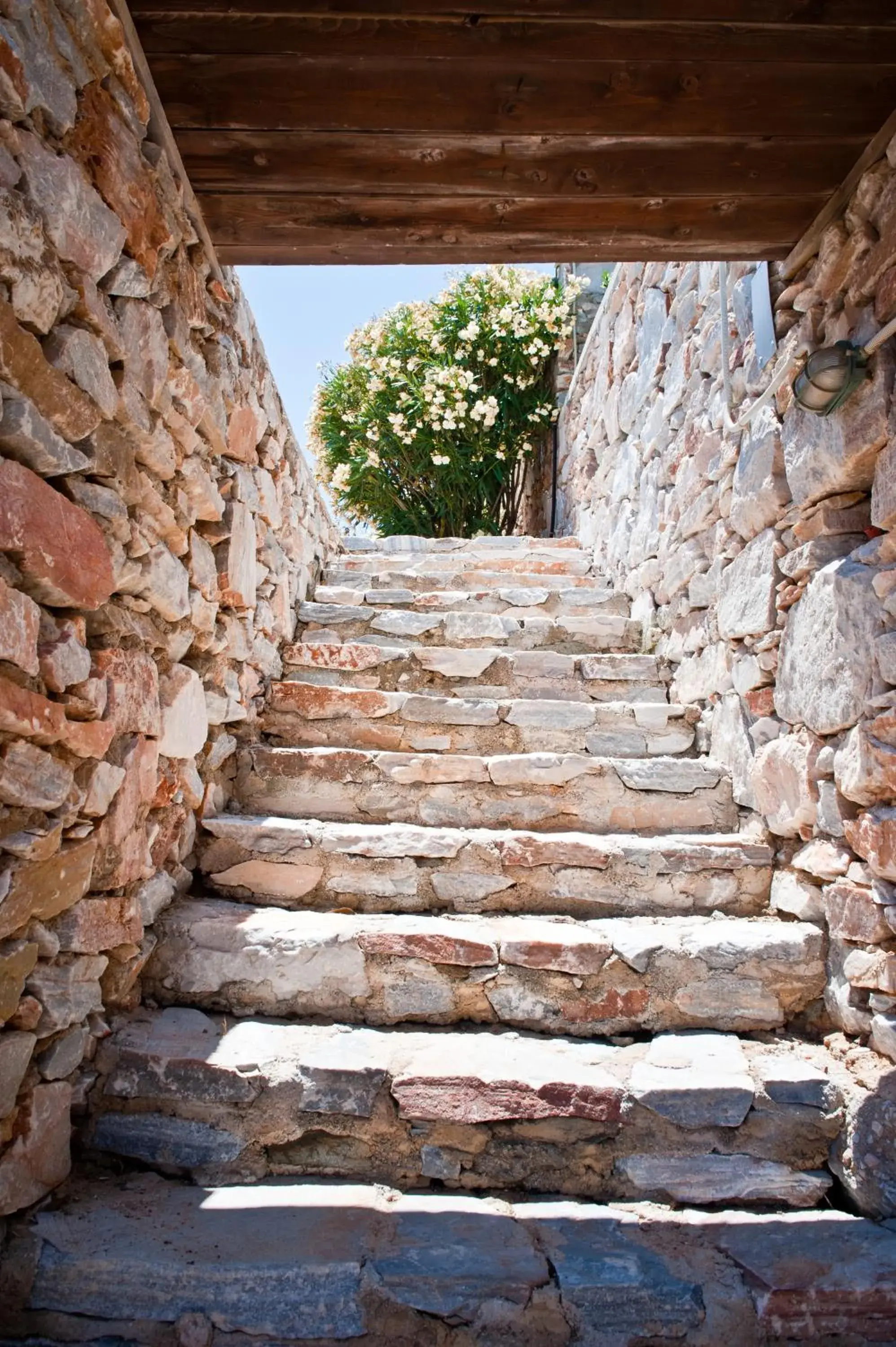 Property building in Sunrise Beach Suites Property building in Sunrise Beach Suites