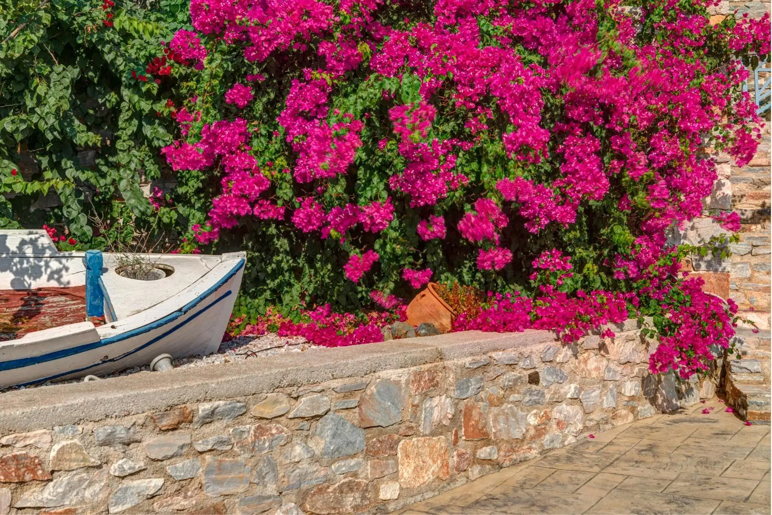 Decorative detail in Sunrise Beach Suites Decorative detail in Sunrise Beach Suites