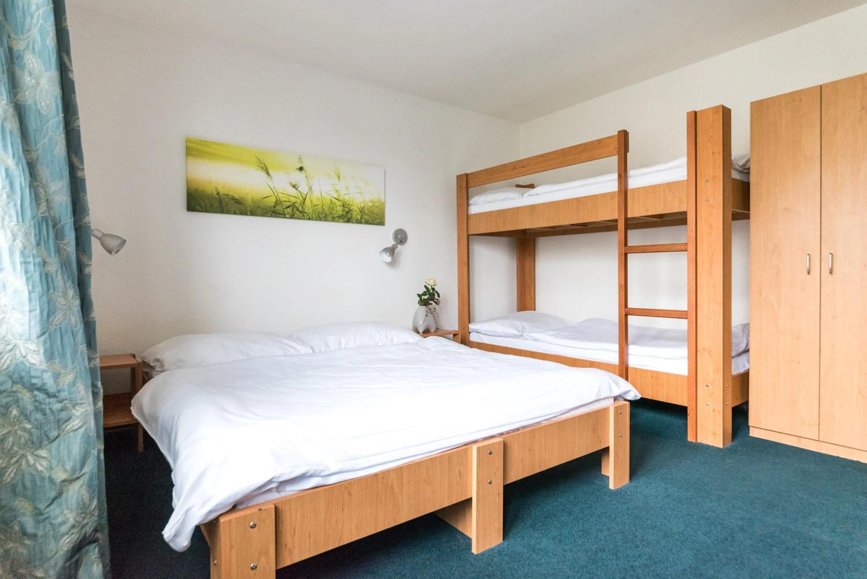 bunk bed, Bed in Hotel Termal Mušov