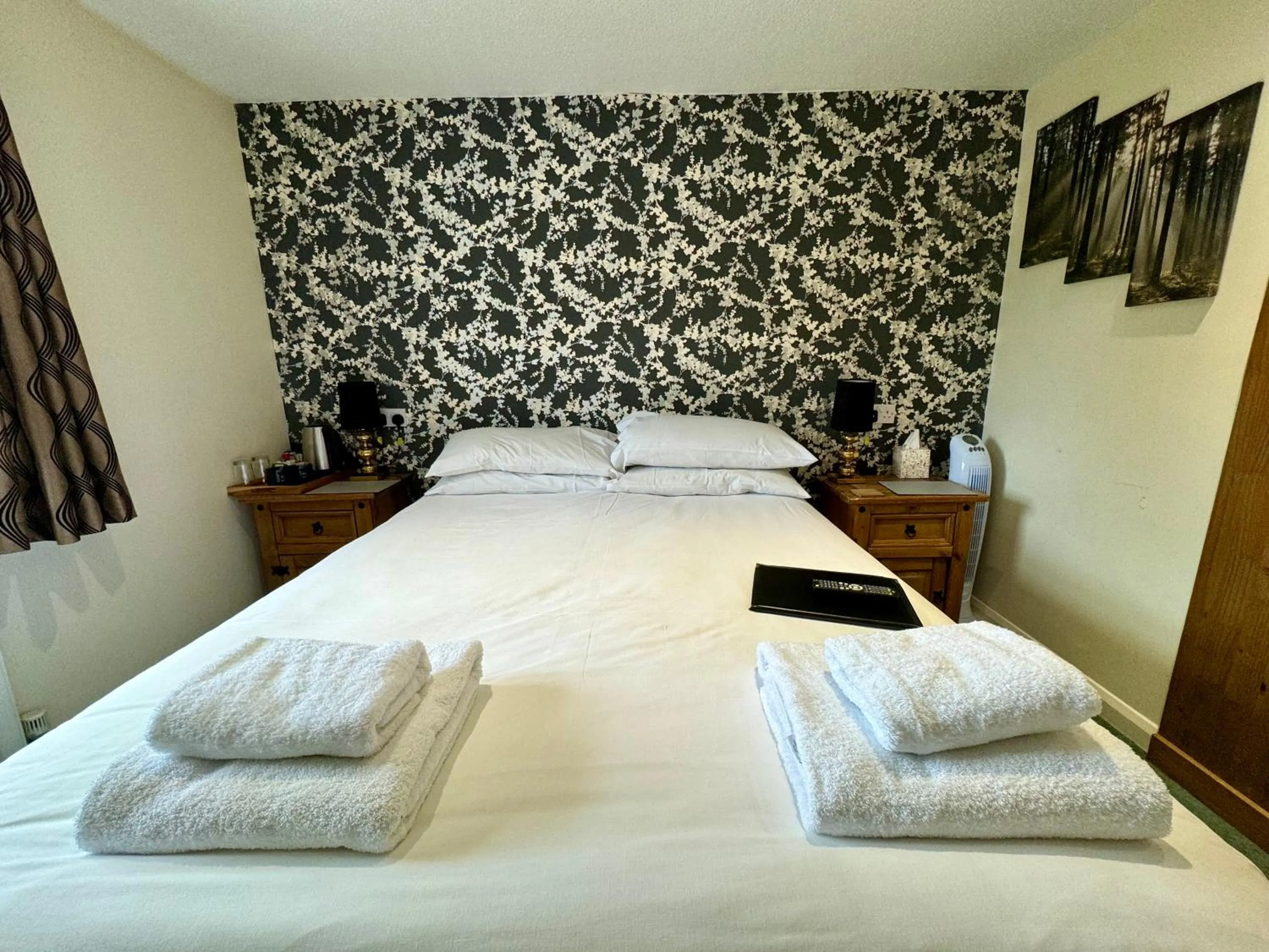 Bed in The Half Moon