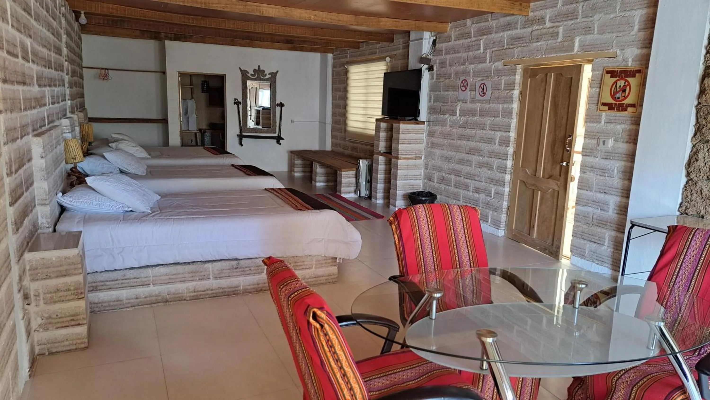 Photo of the whole room, Bed in Casa de Sal - Salt Hotel