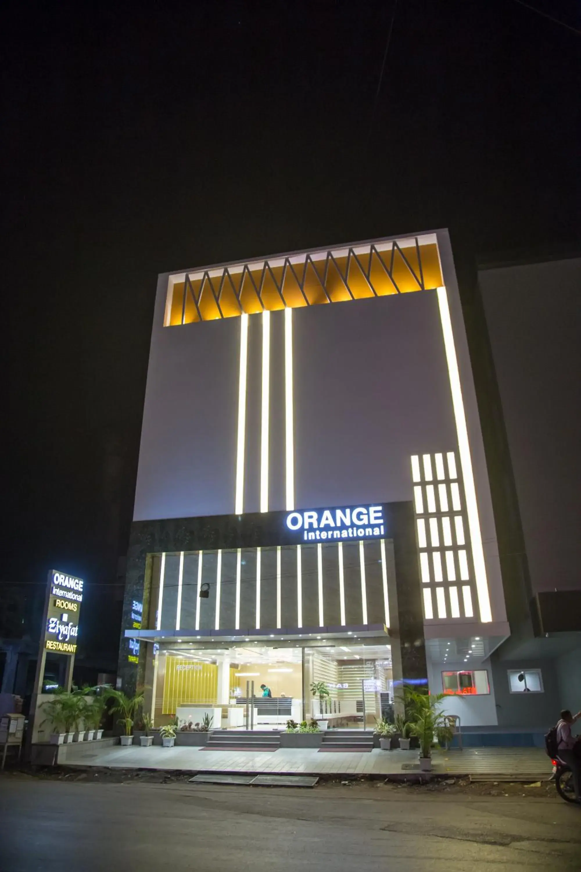 Facade/entrance in Hotel Orange International Facade/entrance in Hotel Orange International