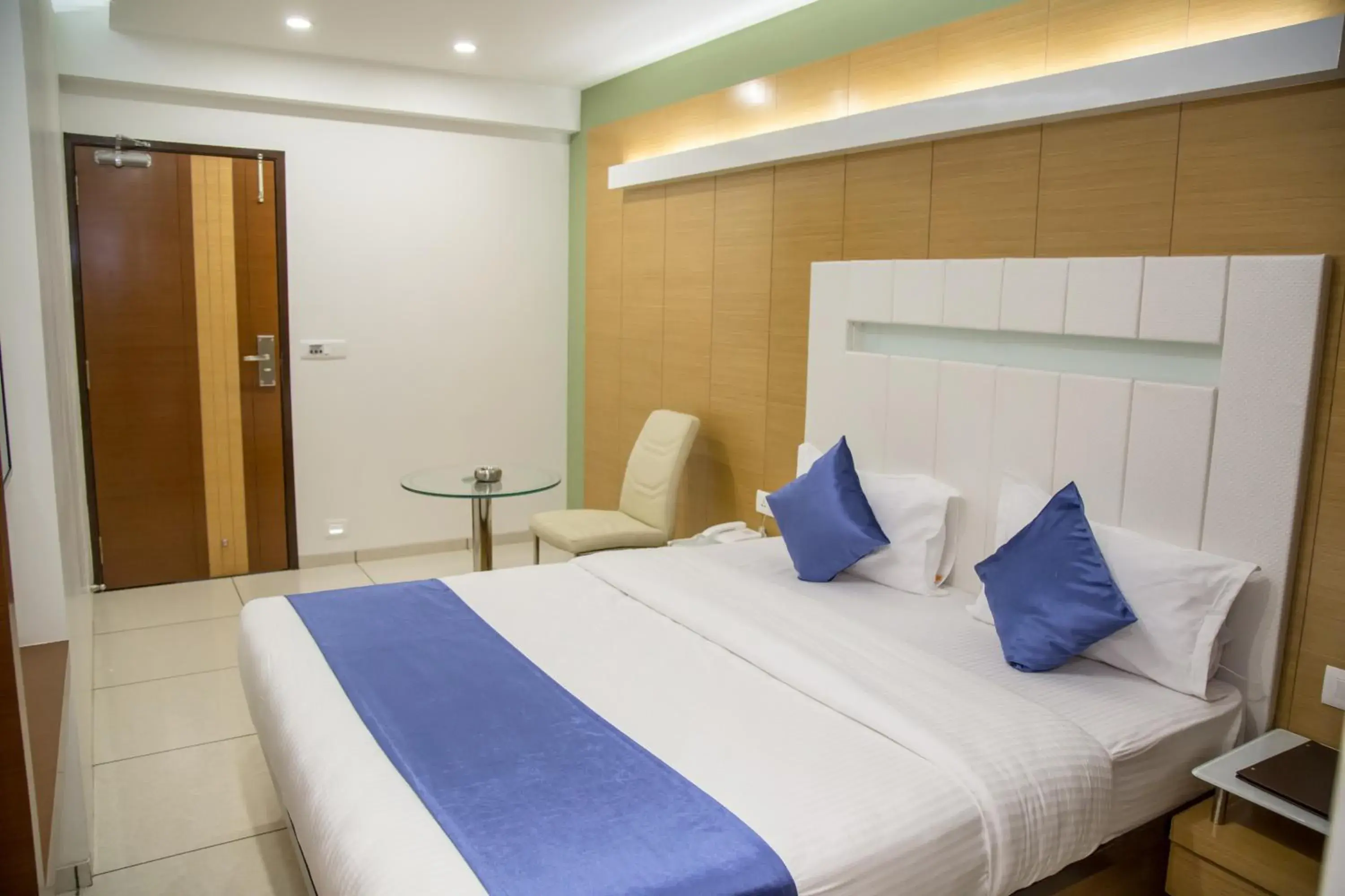 bunk bed, Bed in Hotel Orange International bunk bed, Bed in Hotel Orange International