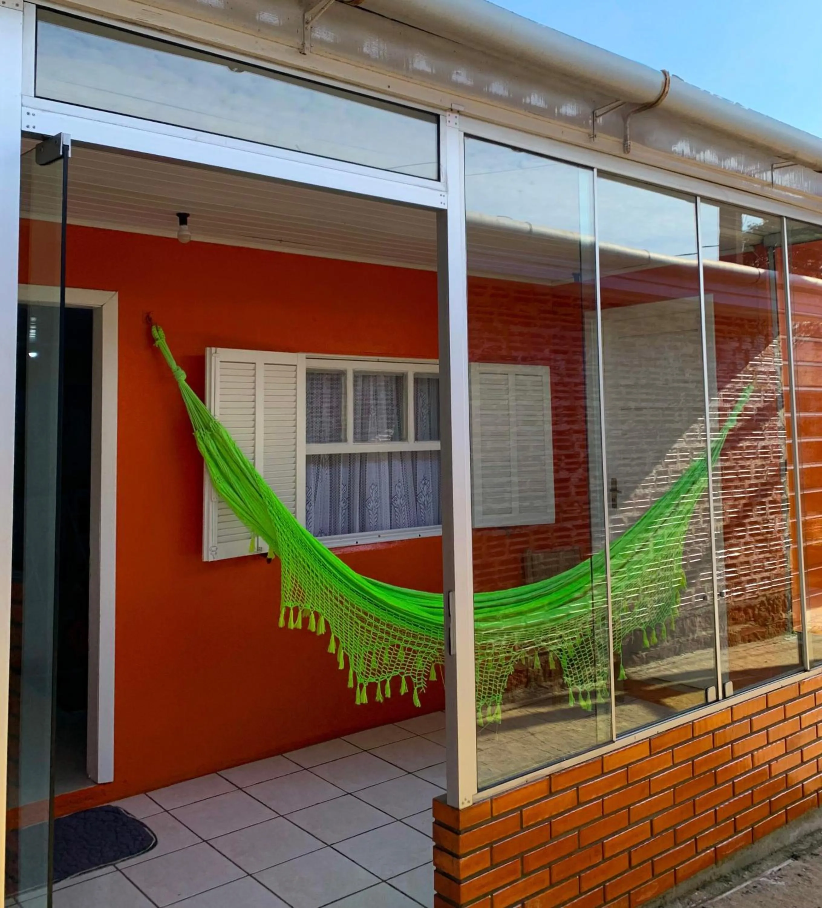Orange House Canela