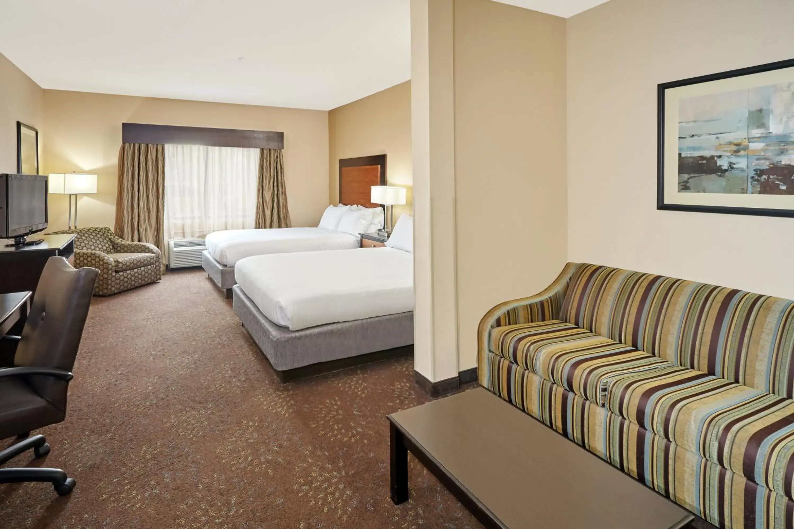 Photo of the whole room in Holiday Inn Express Hotel & Suites Buford-Mall Of Georgia