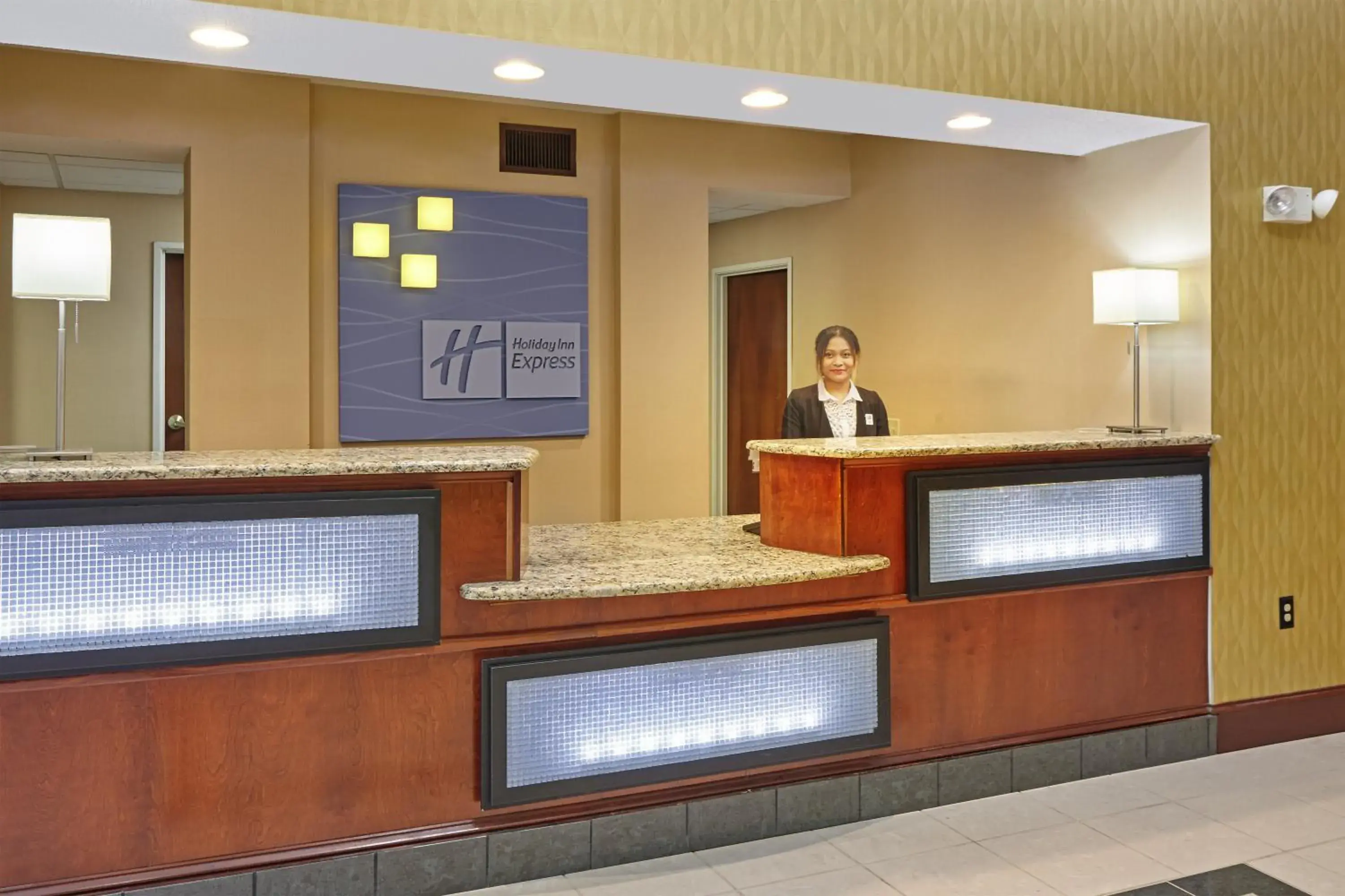 Lobby or reception, Lobby/Reception in Holiday Inn Express Hotel & Suites Buford-Mall Of Georgia