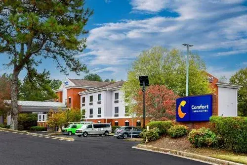 Comfort Inn & Suites Buford near Mall of Georgia Comfort Inn & Suites Buford near Mall of Georgia