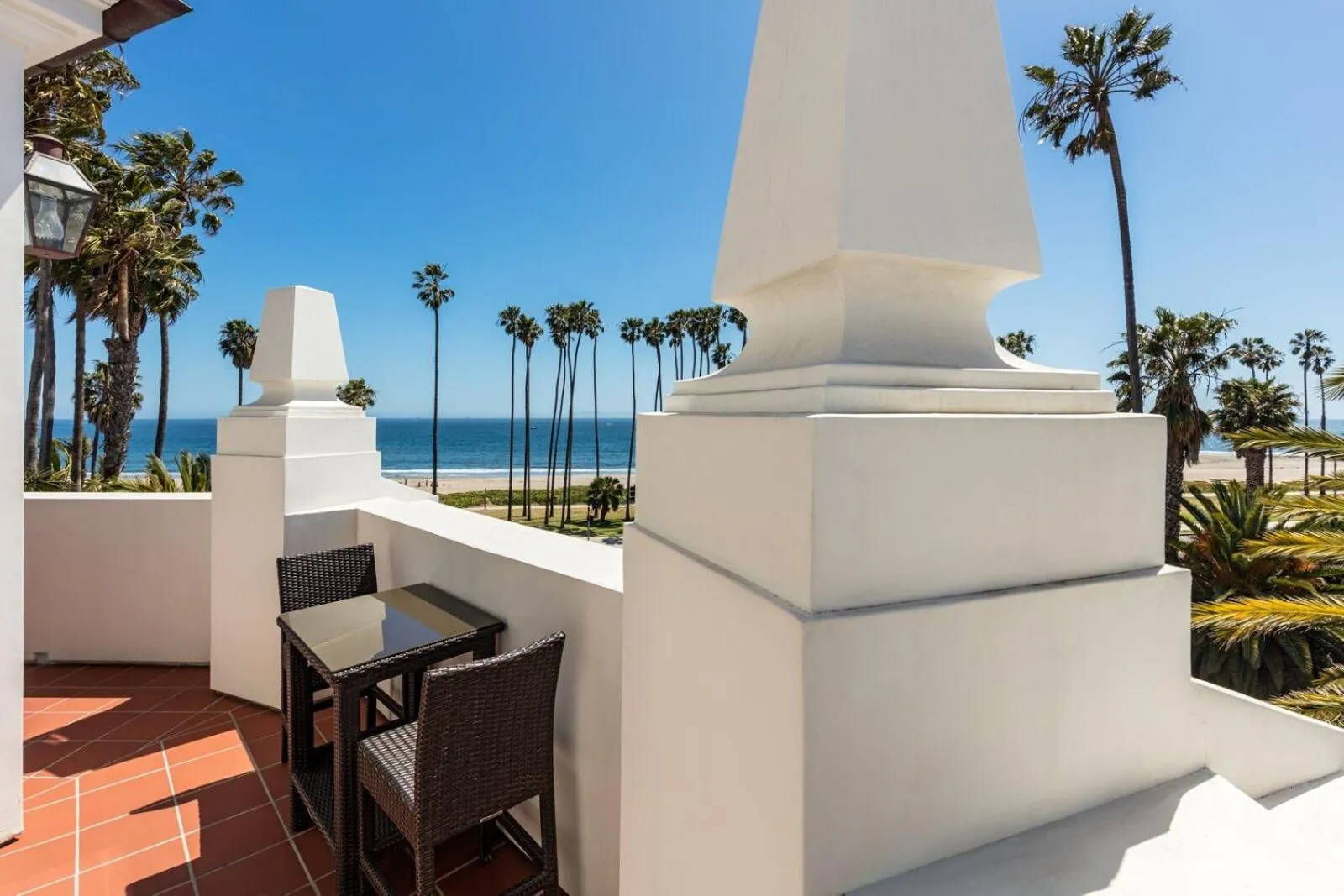 Patio in Santa Barbara Inn