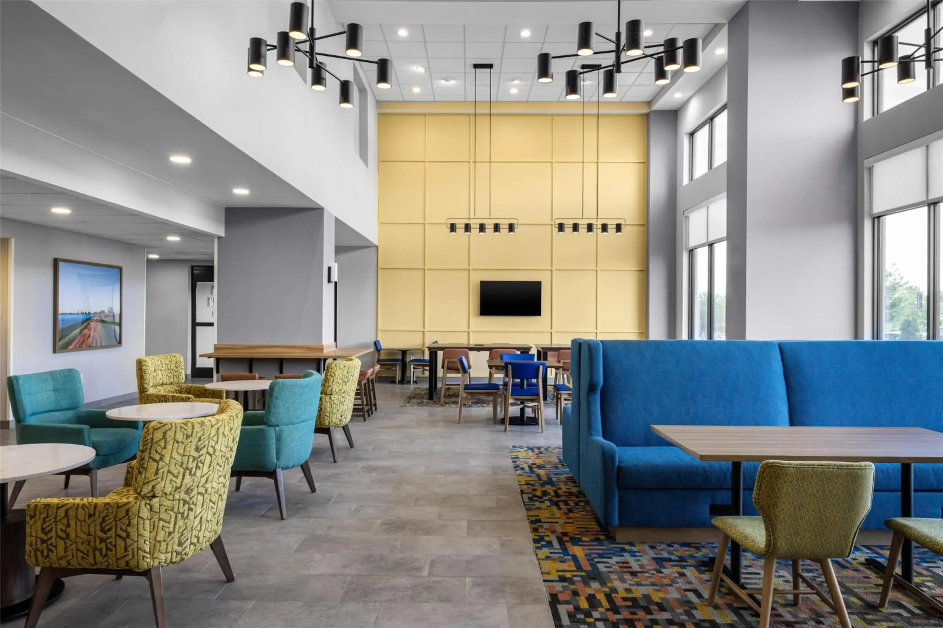 Lobby or reception in Hampton Inn & Suites Moline-Quad City Int'l Aprt Lobby or reception in Hampton Inn & Suites Moline-Quad City Int'l Aprt