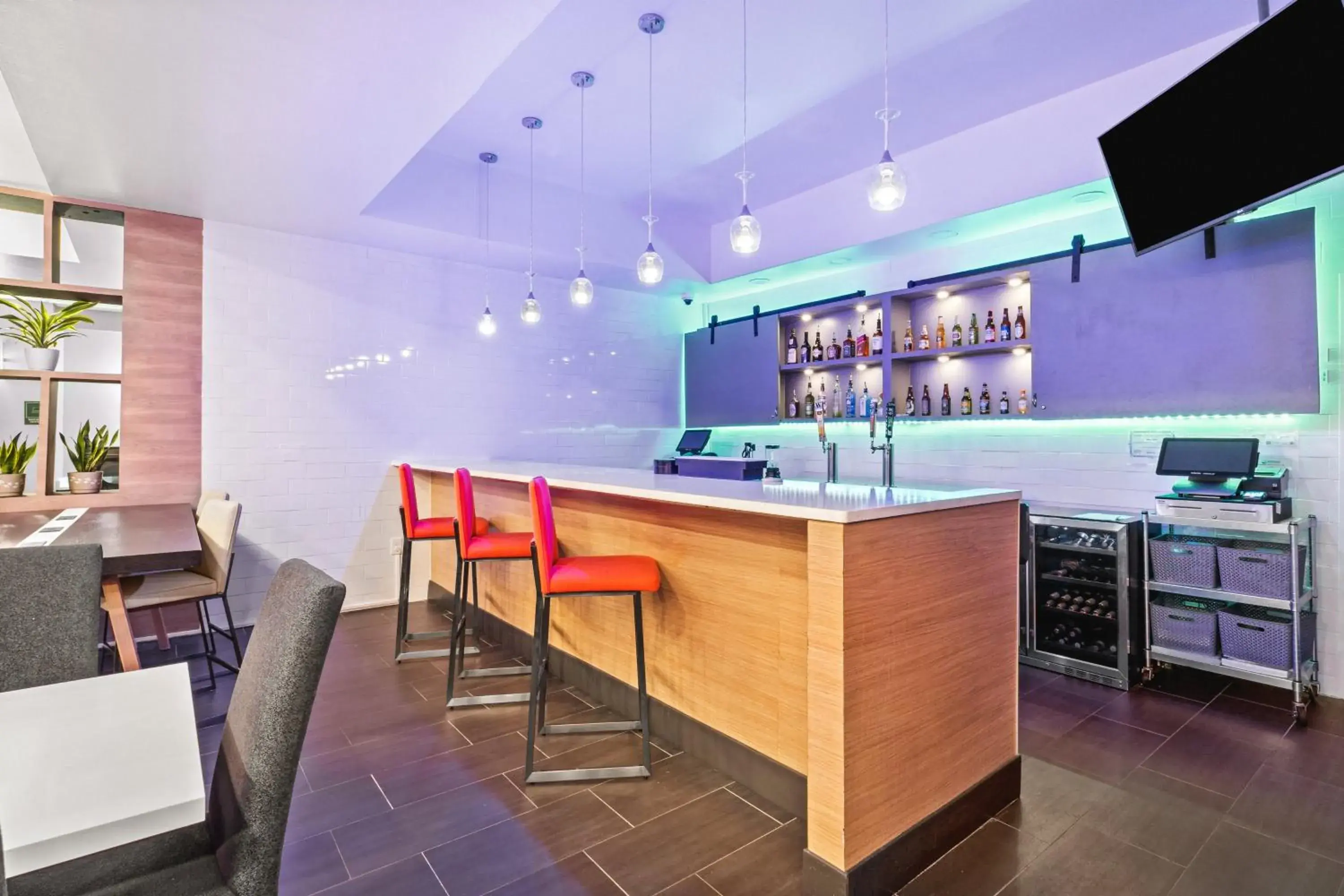 Restaurant/places to eat in Holiday Inn & Suites Bothell an IHG Hotel Restaurant/places to eat in Holiday Inn & Suites Bothell an IHG Hotel