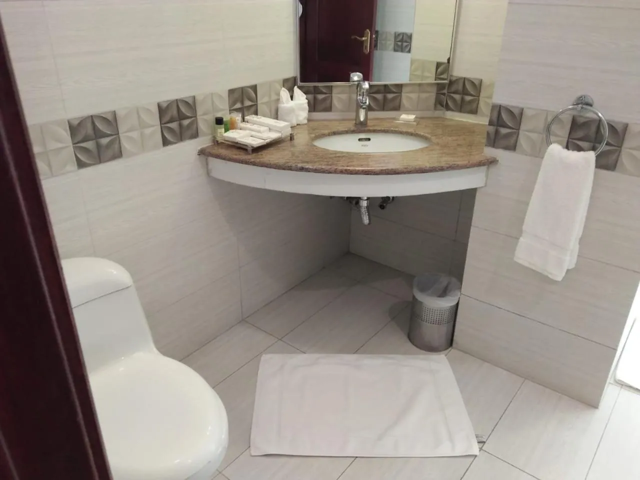 Toilet in Heaven Hotel