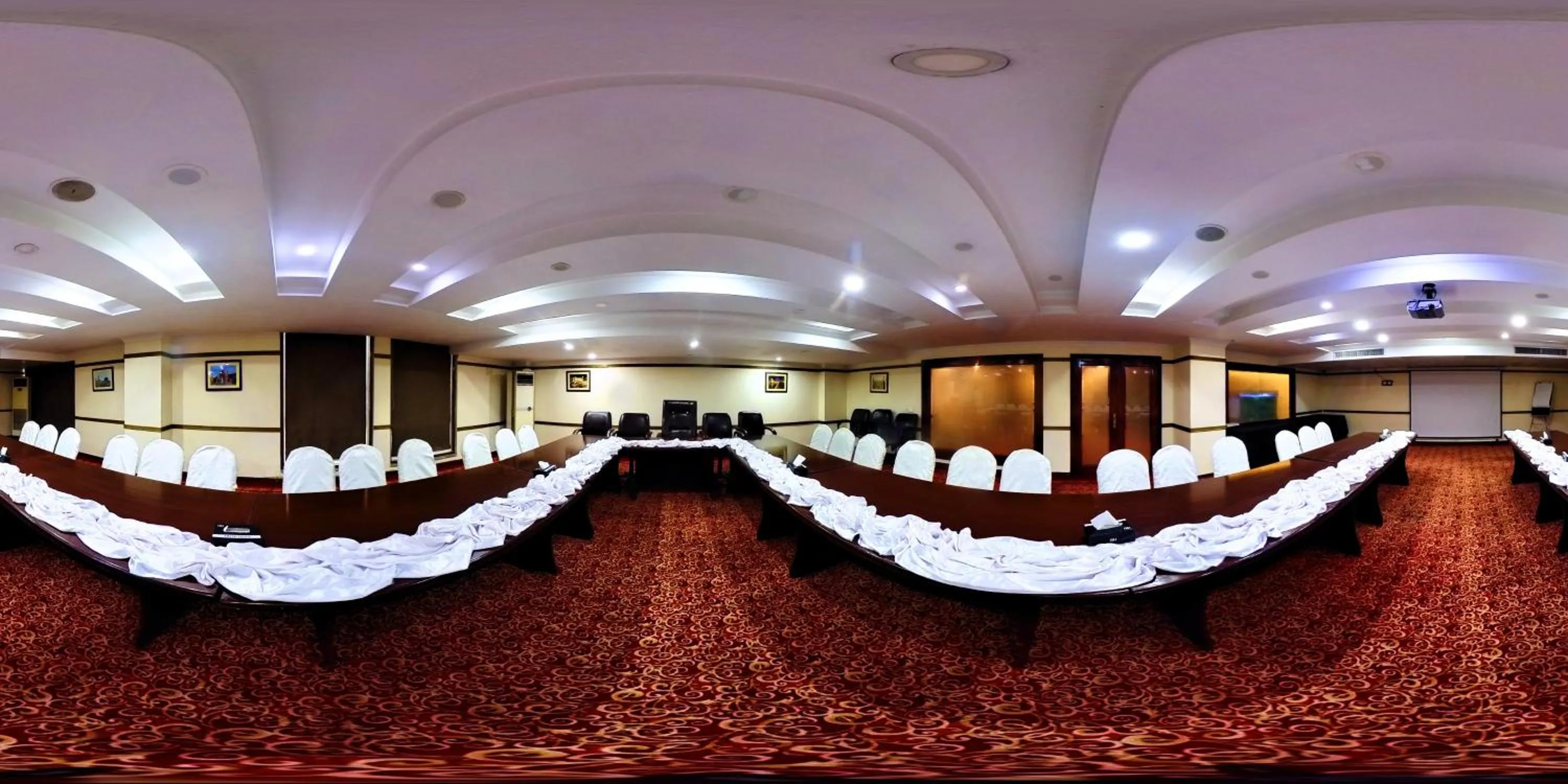 Meeting/conference room in Heaven Hotel