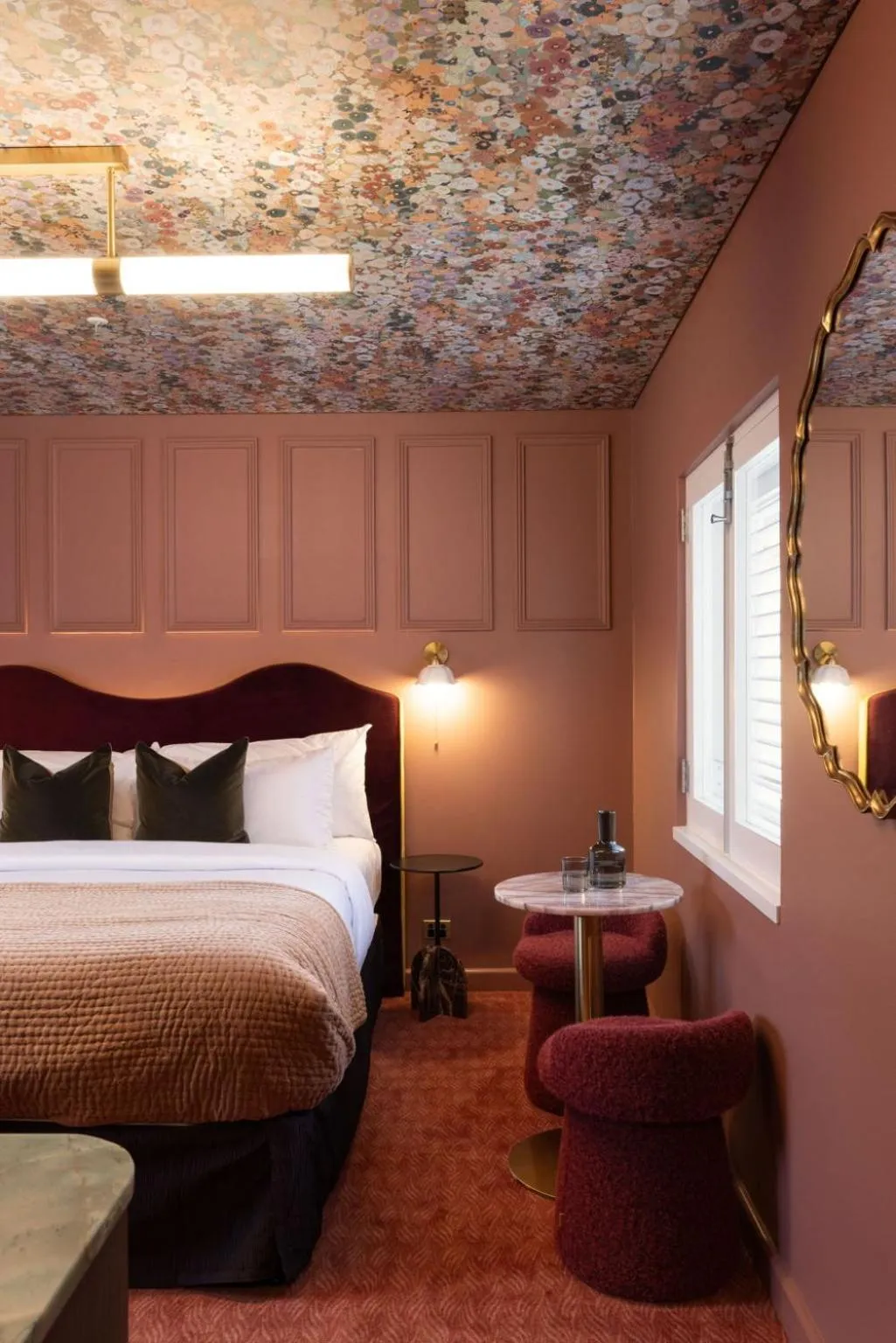 Bed in Medusa Hotel Sydney