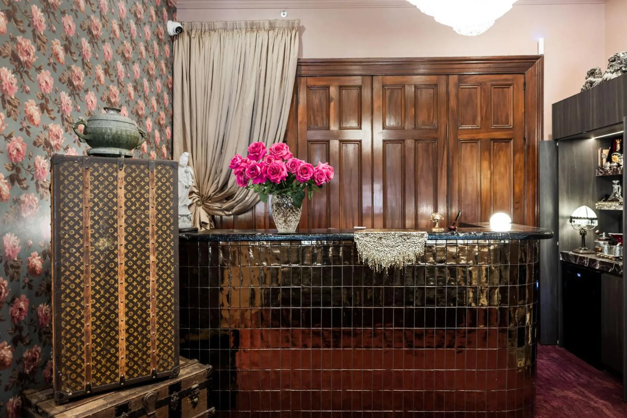 Bed in Medusa Hotel Sydney