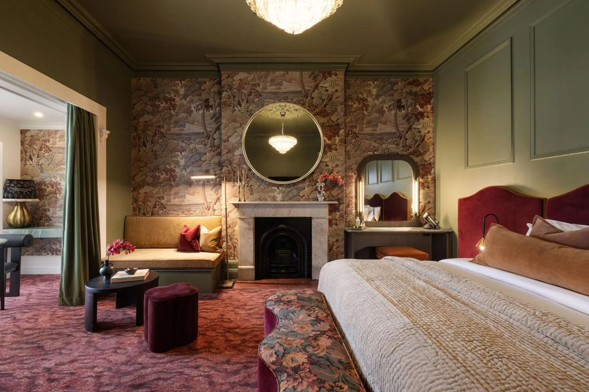 Bed in Medusa Hotel Sydney