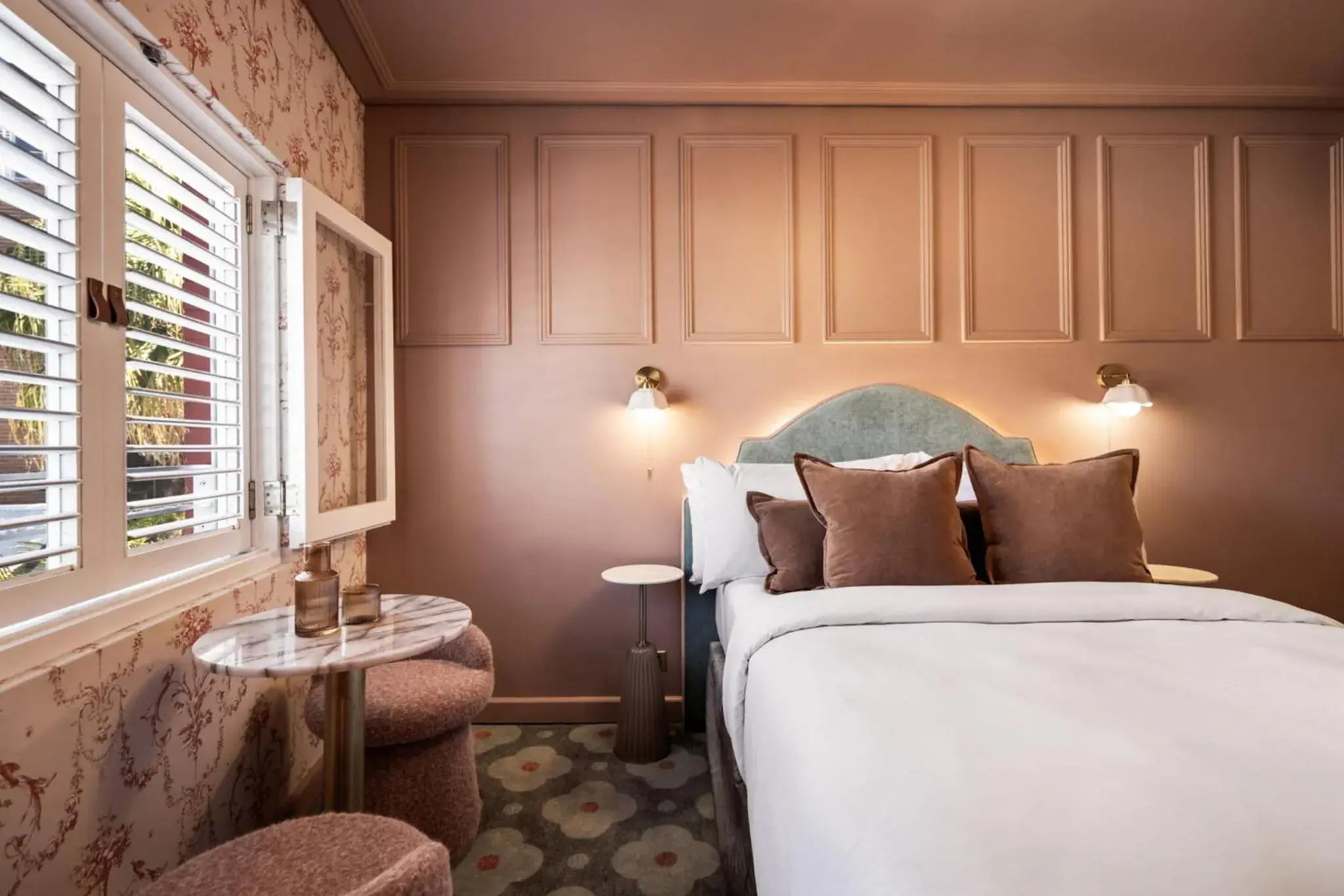 Bed in Medusa Hotel Sydney Bed in Medusa Hotel Sydney