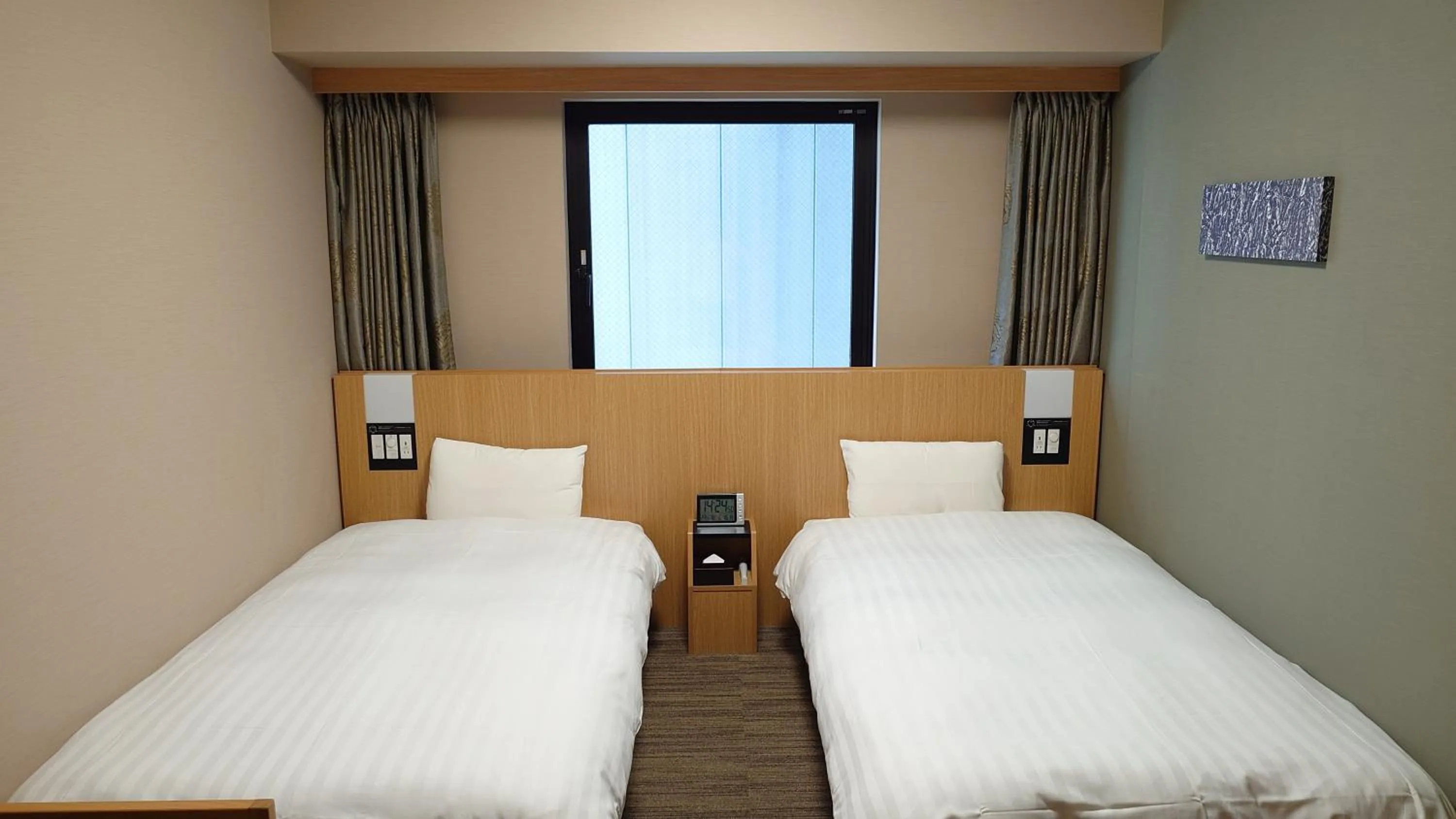Photo of the whole room, Bed in Dormy Inn Premium Tokyo Kodenmacho