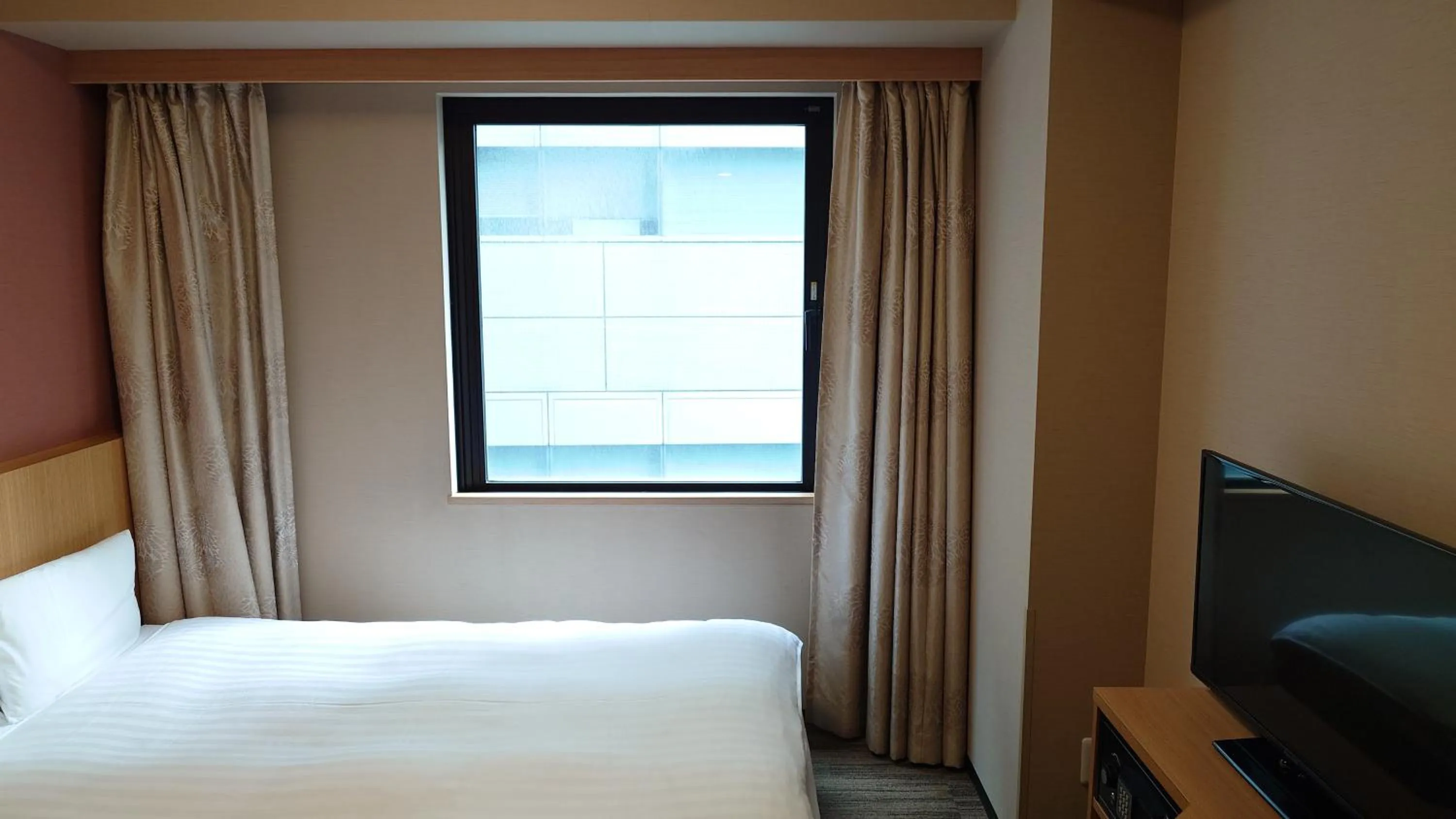 Photo of the whole room, Bed in Dormy Inn Premium Tokyo Kodenmacho