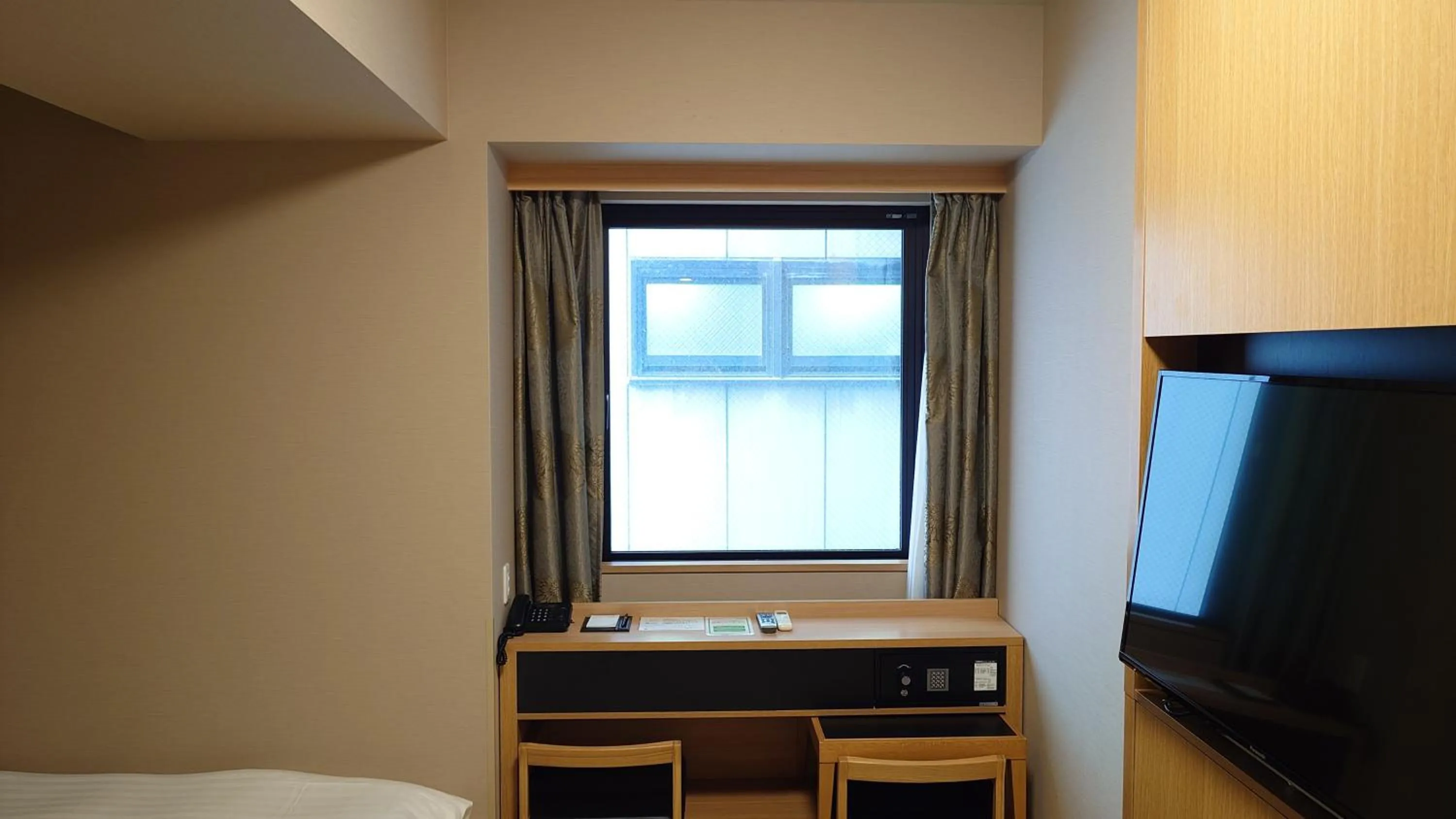 Photo of the whole room, Bed in Dormy Inn Premium Tokyo Kodenmacho